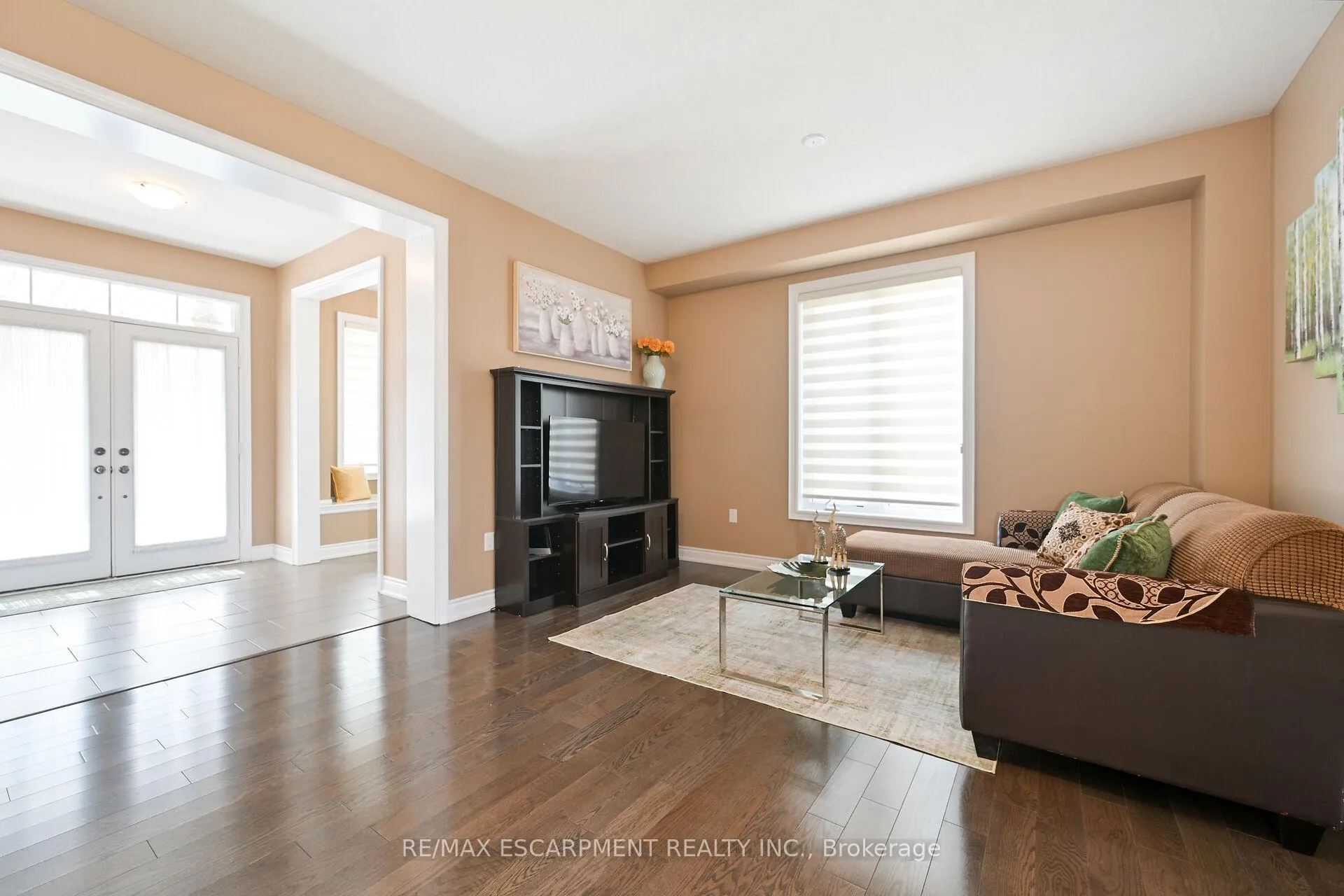Photo 38 of 300 Crafter Crescent, Hamilton, Stoney Creek — HOMEH