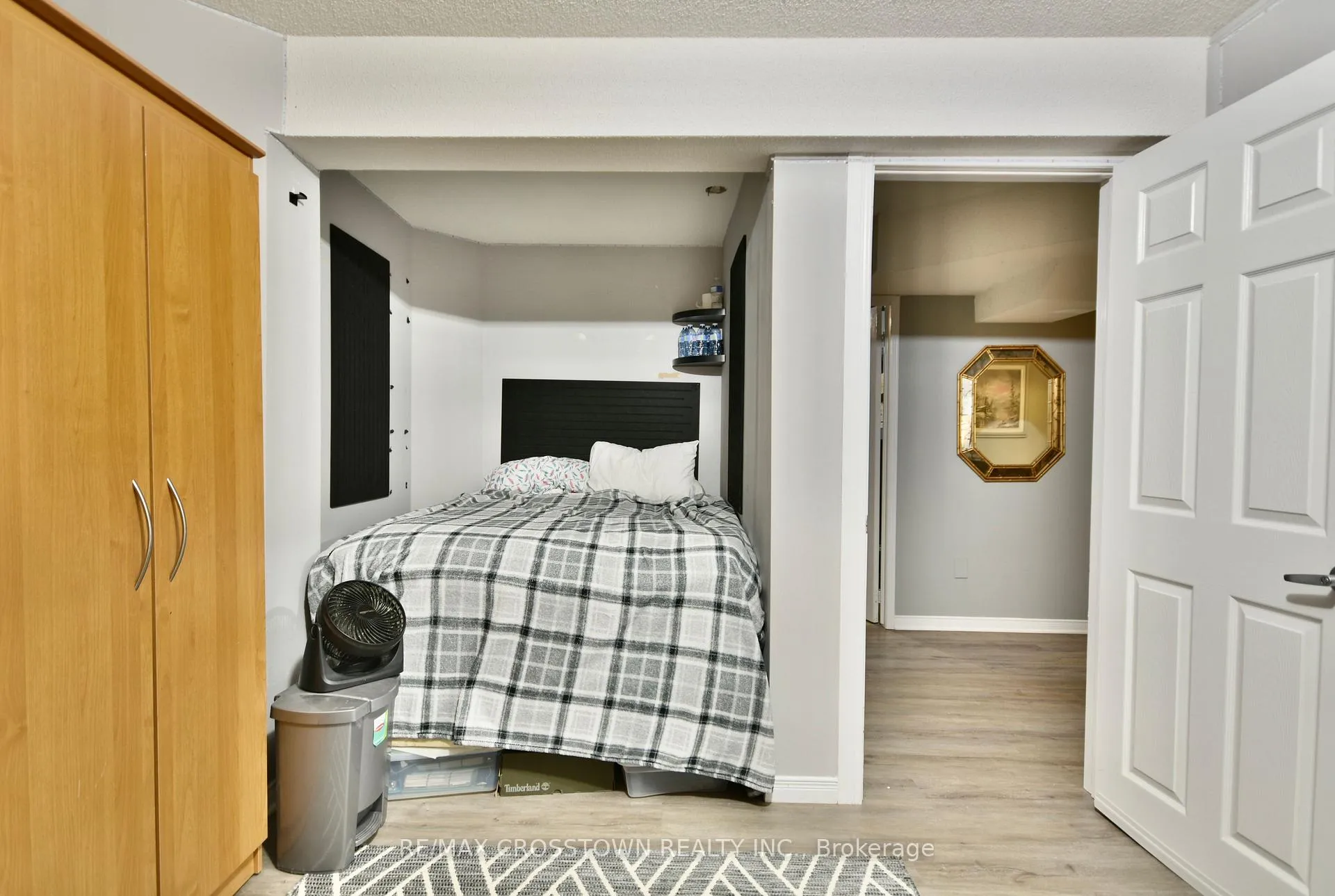 Photo 17 of 22 Nicholson Drive, Barrie, Ardagh — HOMEH