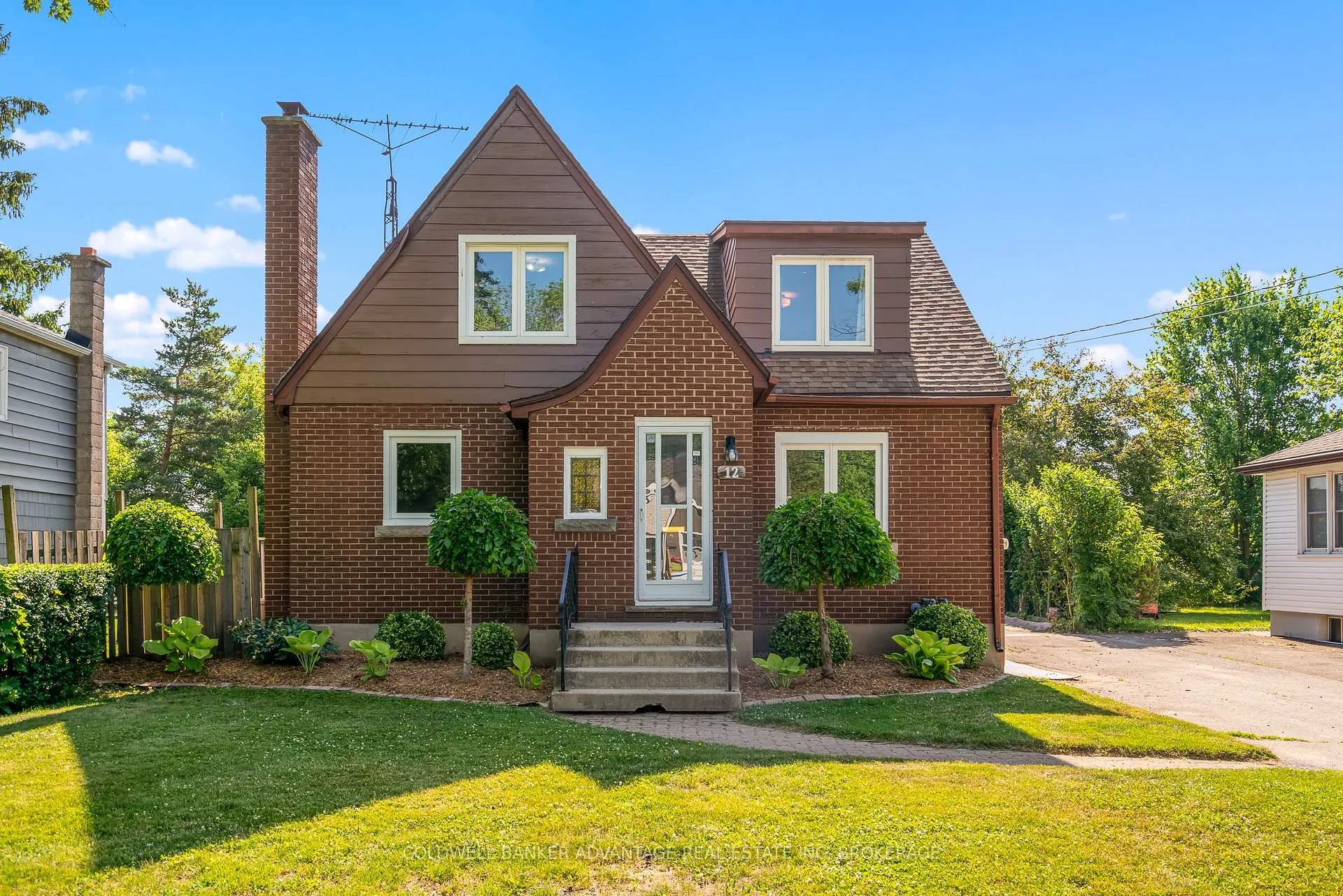 Photo 1 of 12 Carlton Avenue, Welland, N. Welland — HOMEH