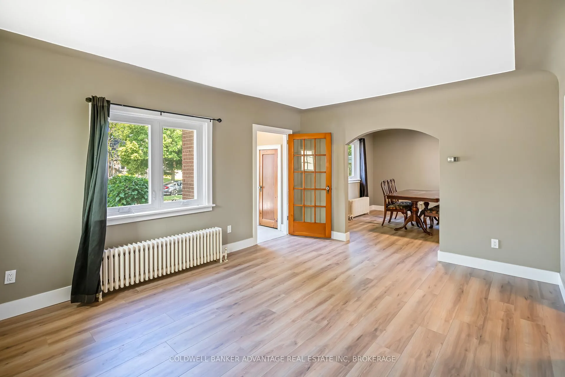 Photo 7 of 12 Carlton Avenue, Welland, N. Welland — HOMEH