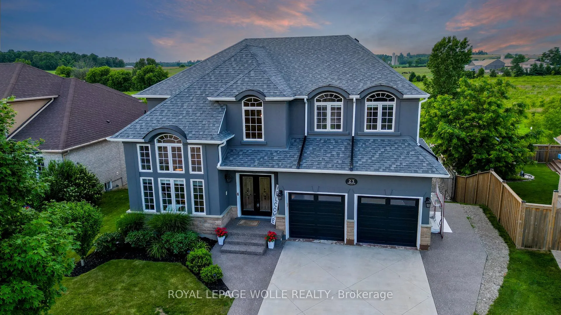 Photo 2 of 23 Schweitzer Crescent, Wellesley — HOMEH