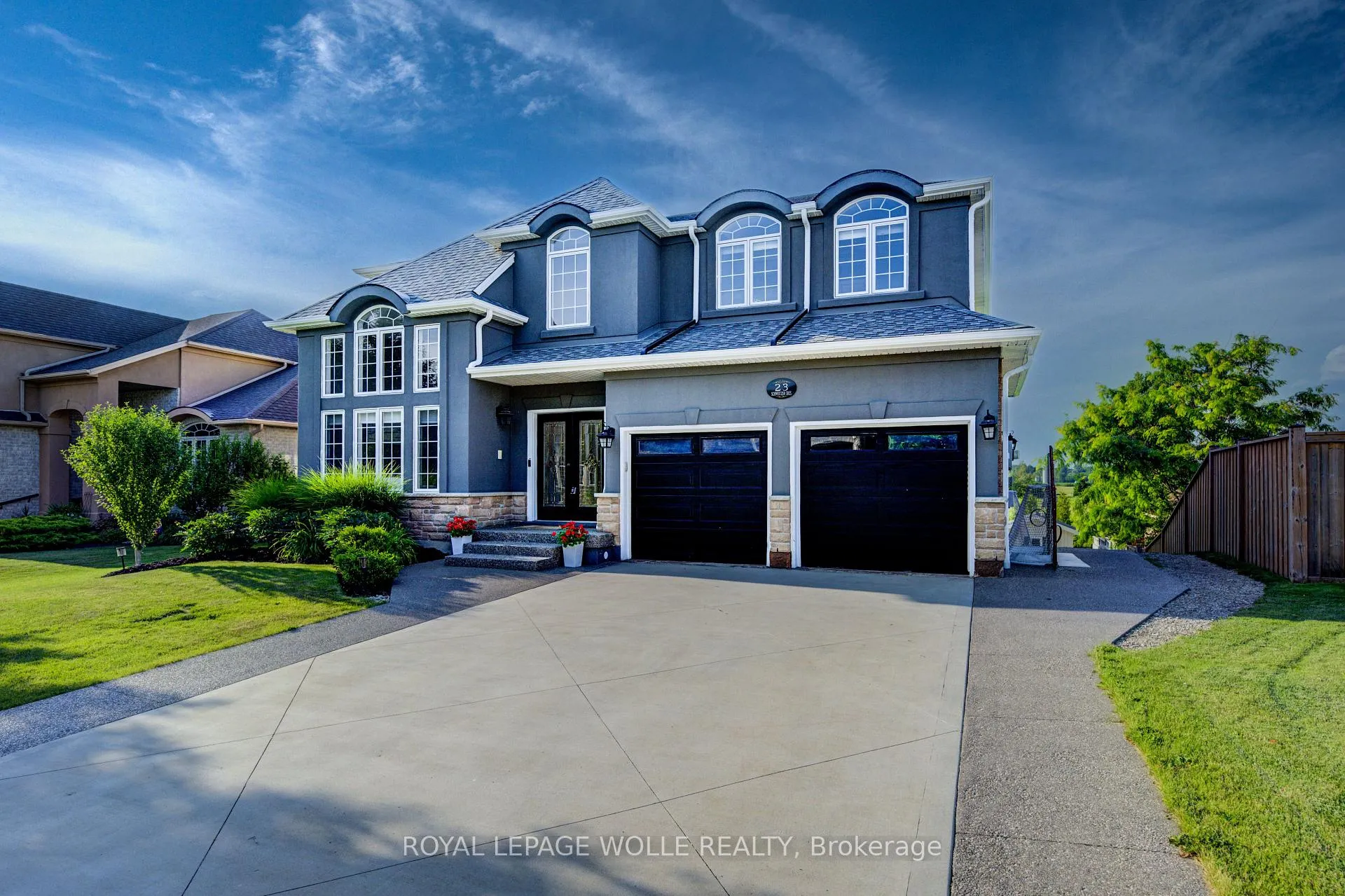 Photo 3 of 23 Schweitzer Crescent, Wellesley — HOMEH