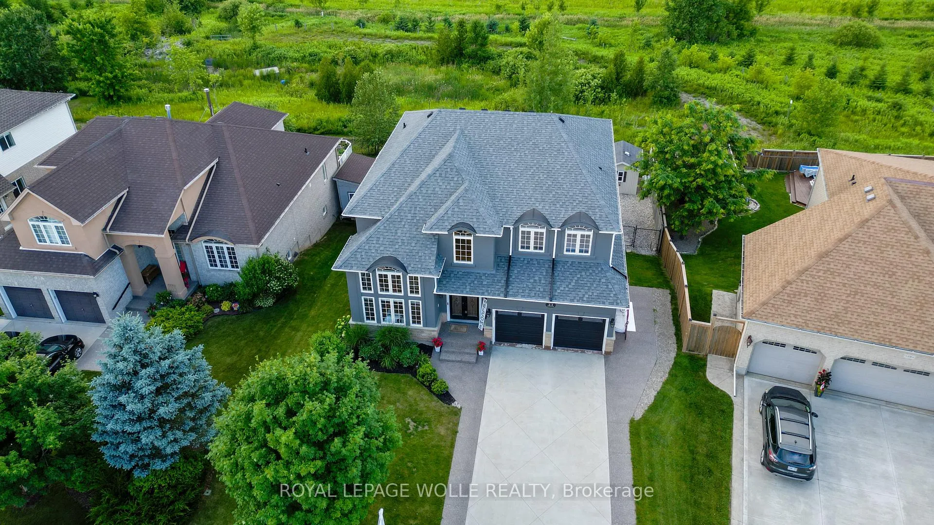 Photo 46 of 23 Schweitzer Crescent, Wellesley — HOMEH