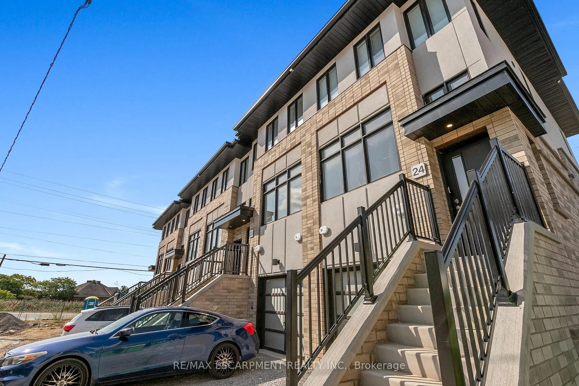 Photo 1 of Unit 24, 527 Shaver Road, Hamilton, Ancaster — HOMEH