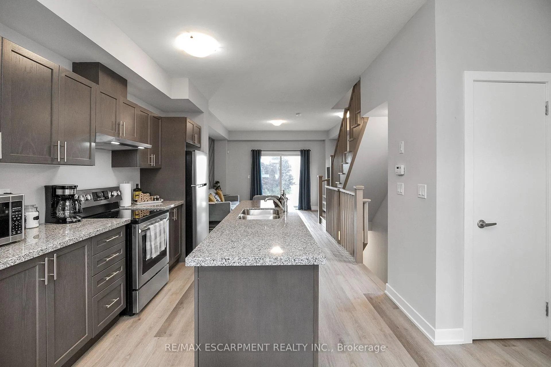 Photo 7 of Unit 24, 527 Shaver Road, Hamilton, Ancaster — HOMEH