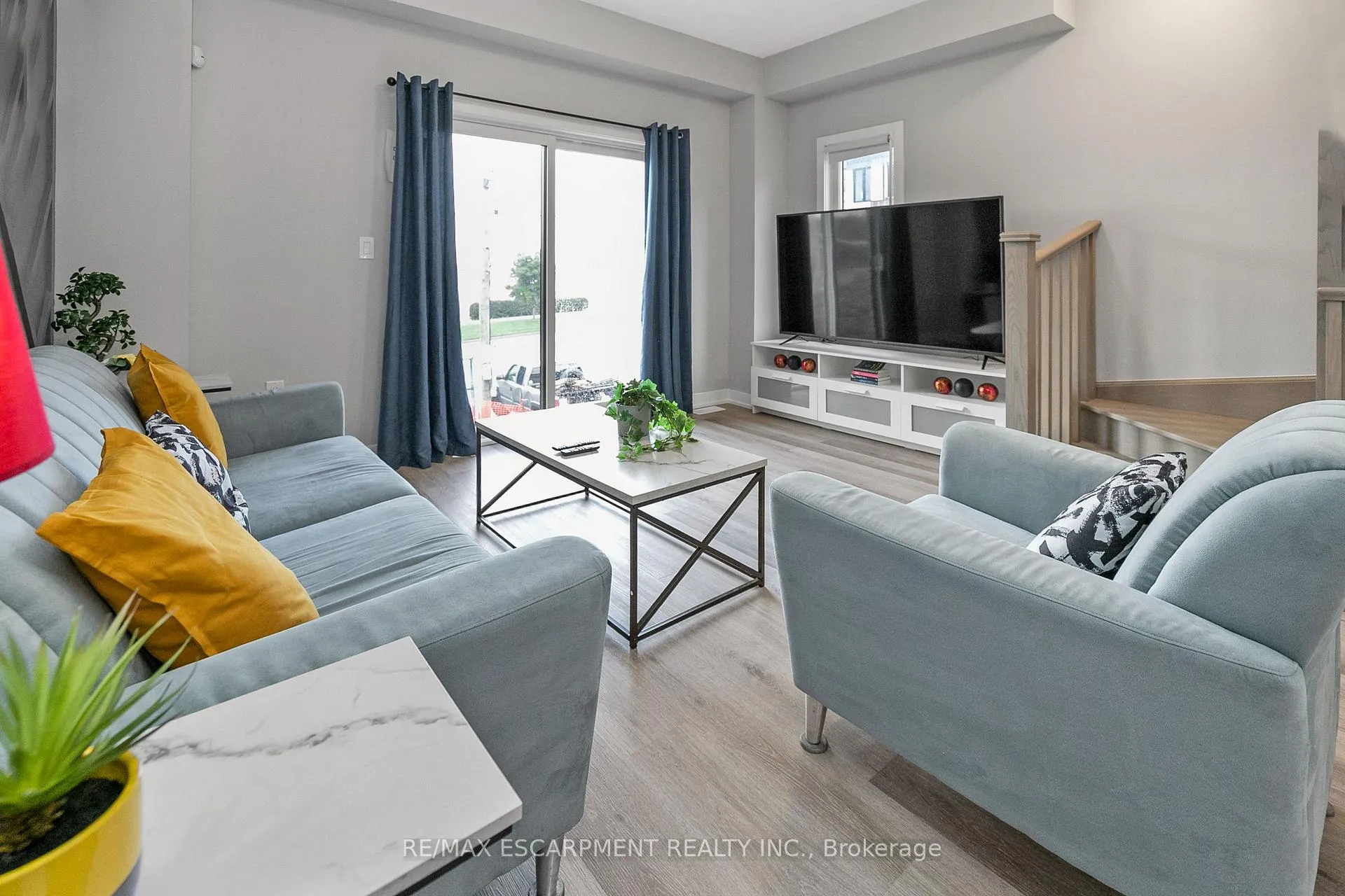 Photo 11 of Unit 24, 527 Shaver Road, Hamilton, Ancaster — HOMEH