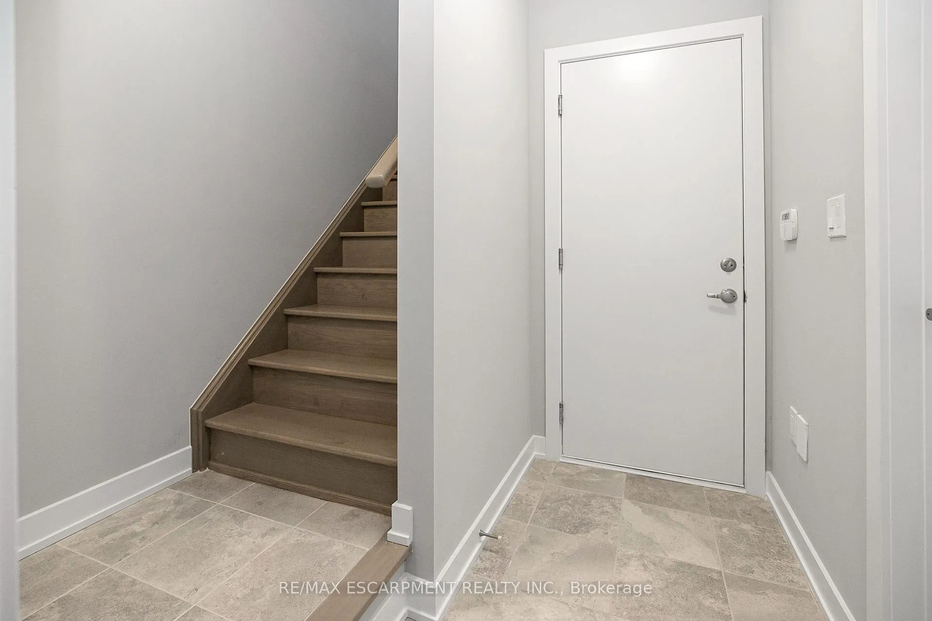 Photo 14 of Unit 24, 527 Shaver Road, Hamilton, Ancaster — HOMEH