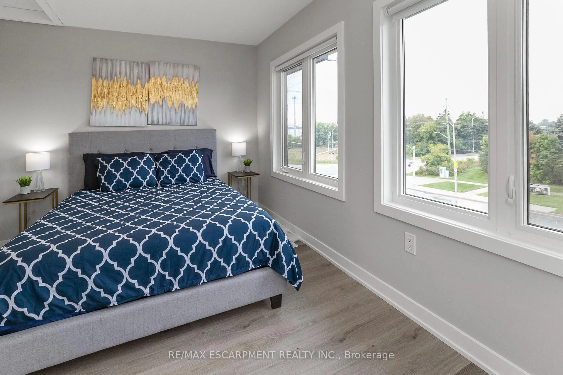 Photo 22 of Unit 24, 527 Shaver Road, Hamilton, Ancaster — HOMEH