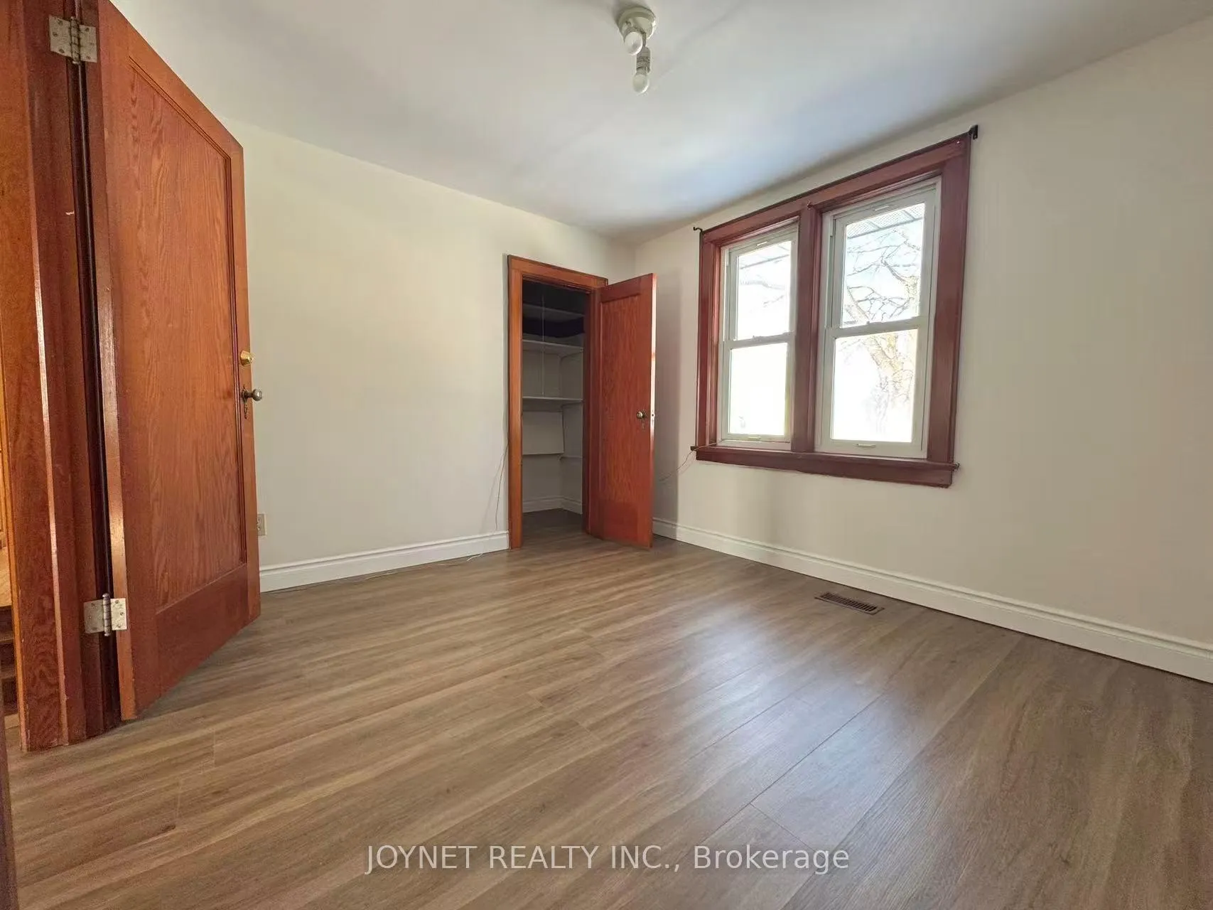 Photo 6 of 17 Eckardt Avenue, Markham, Unionville — HOMEH