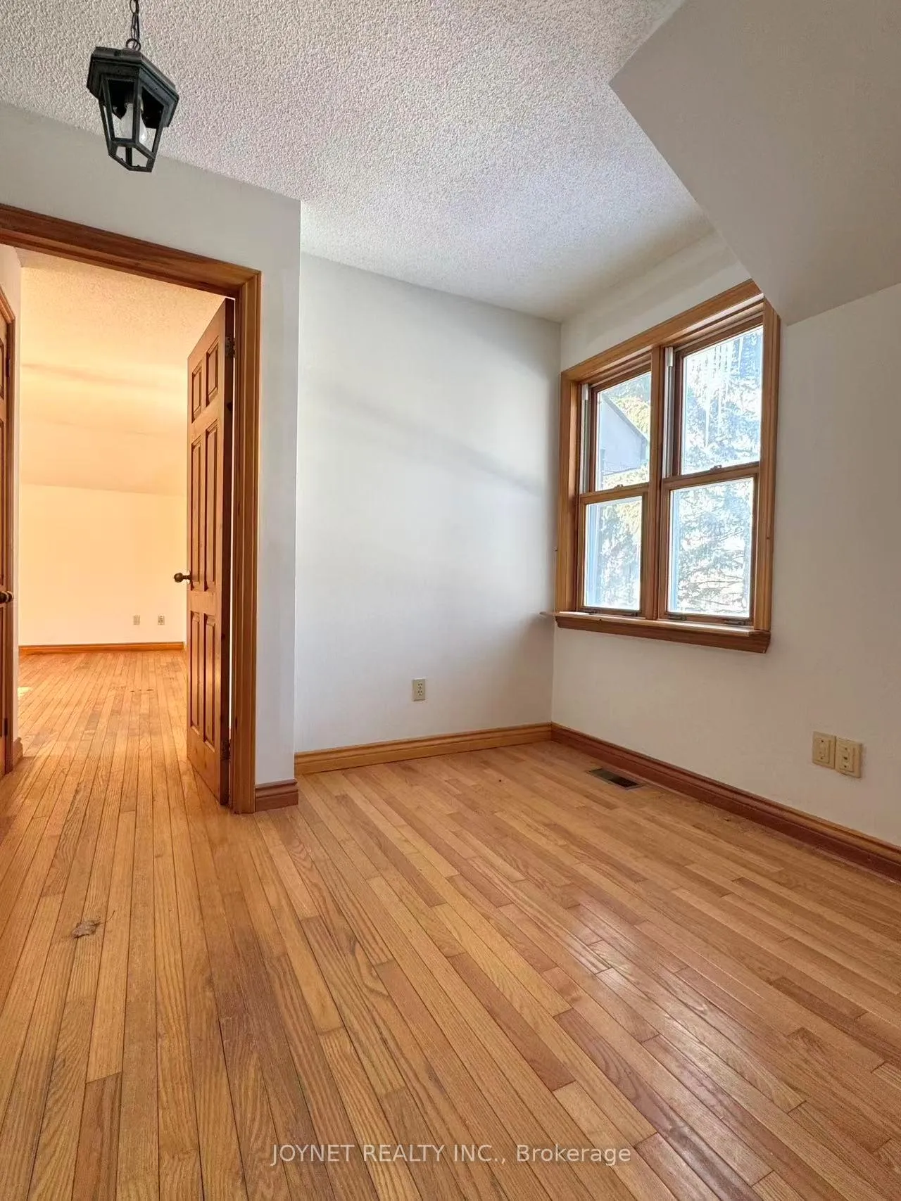 Photo 13 of 17 Eckardt Avenue, Markham, Unionville — HOMEH