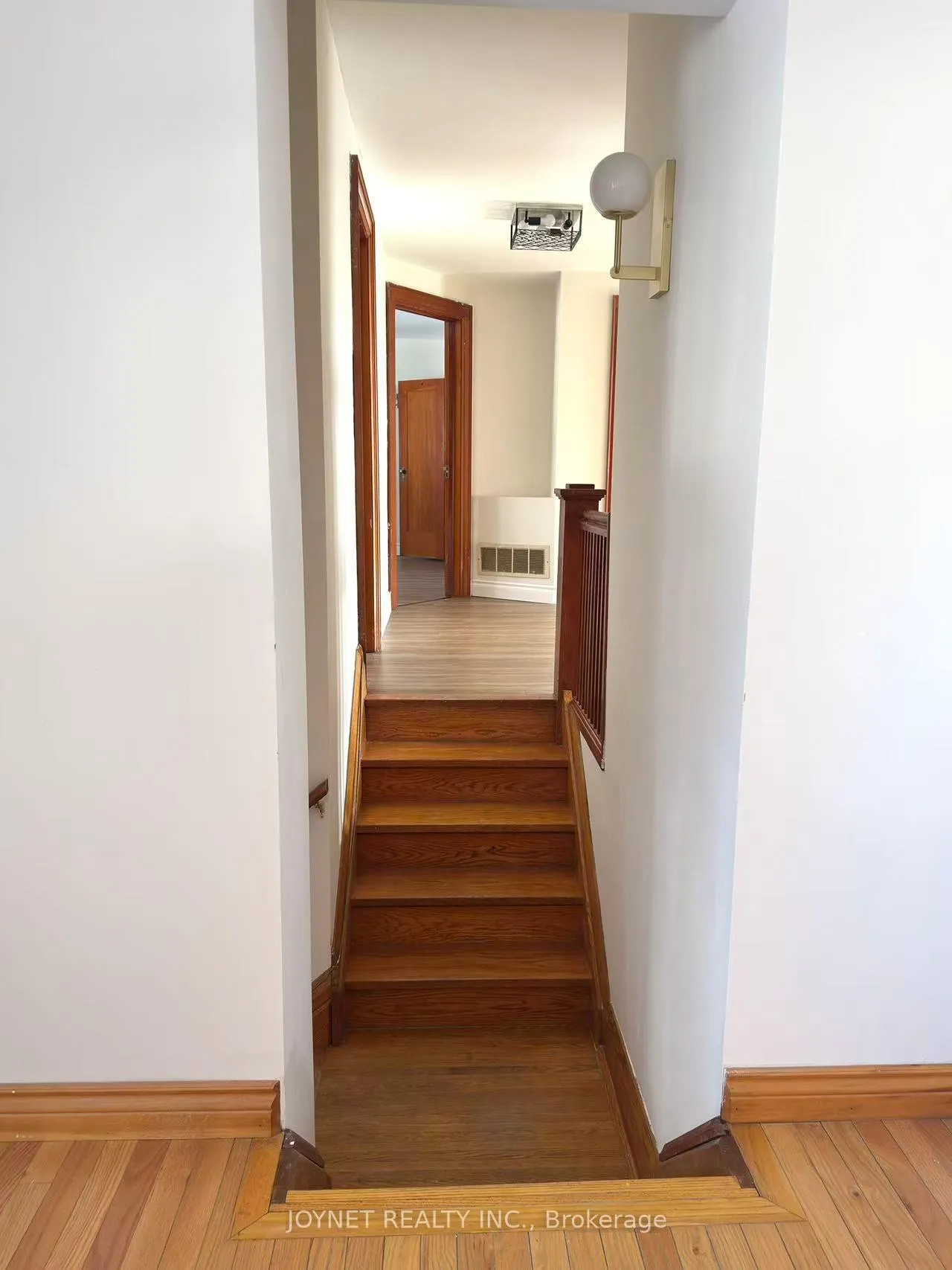Photo 16 of 17 Eckardt Avenue, Markham, Unionville — HOMEH