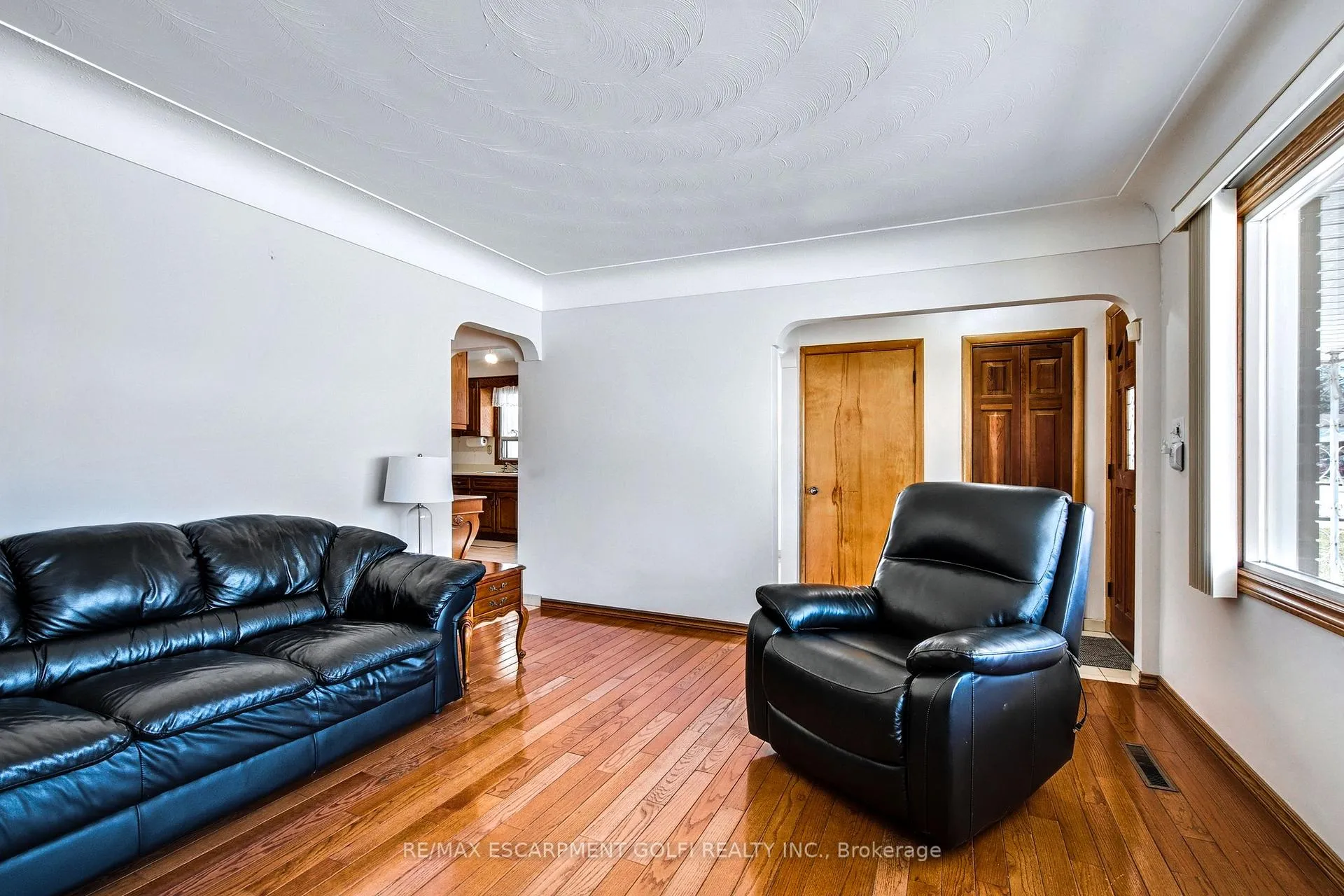 Photo 11 of 159 West 26TH Street, Hamilton, Westcliffe — HOMEH