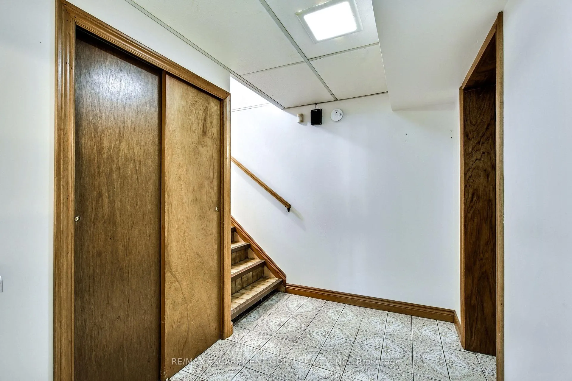 Photo 27 of 159 West 26TH Street, Hamilton, Westcliffe — HOMEH