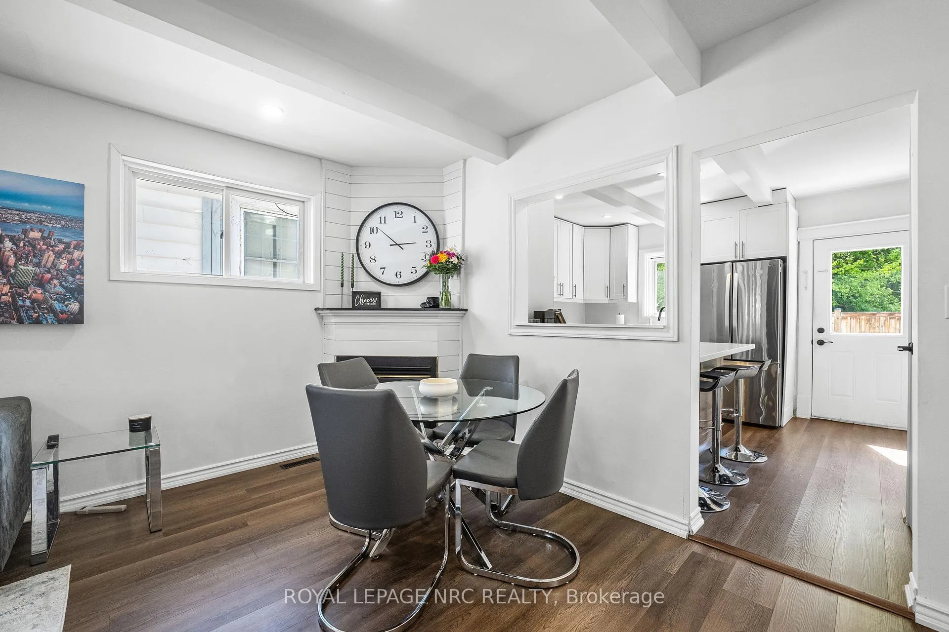Photo 11 of 39 Richmond Avenue, St. Catharines, E. Chester — HOMEH
