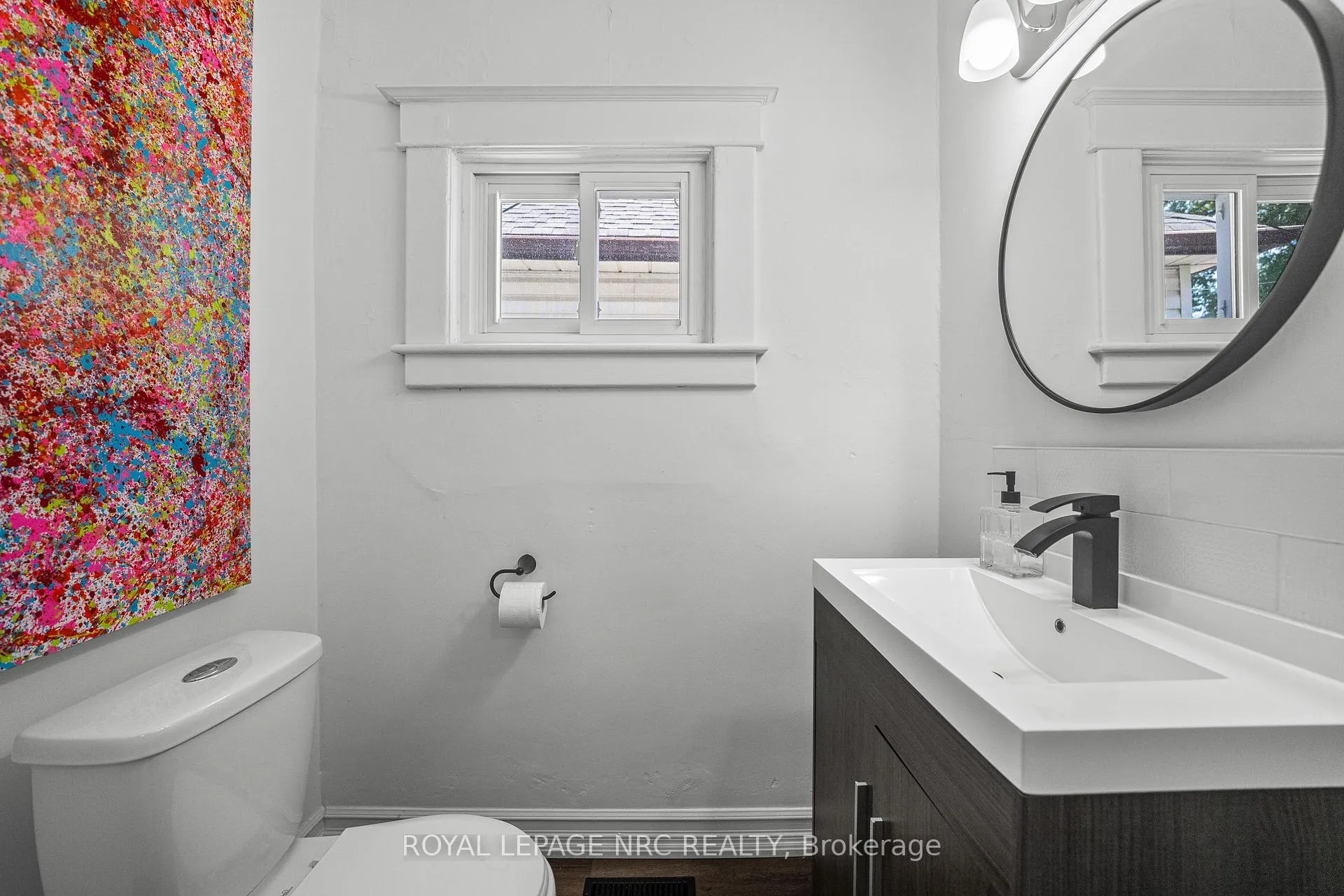 Photo 21 of 39 Richmond Avenue, St. Catharines, E. Chester — HOMEH