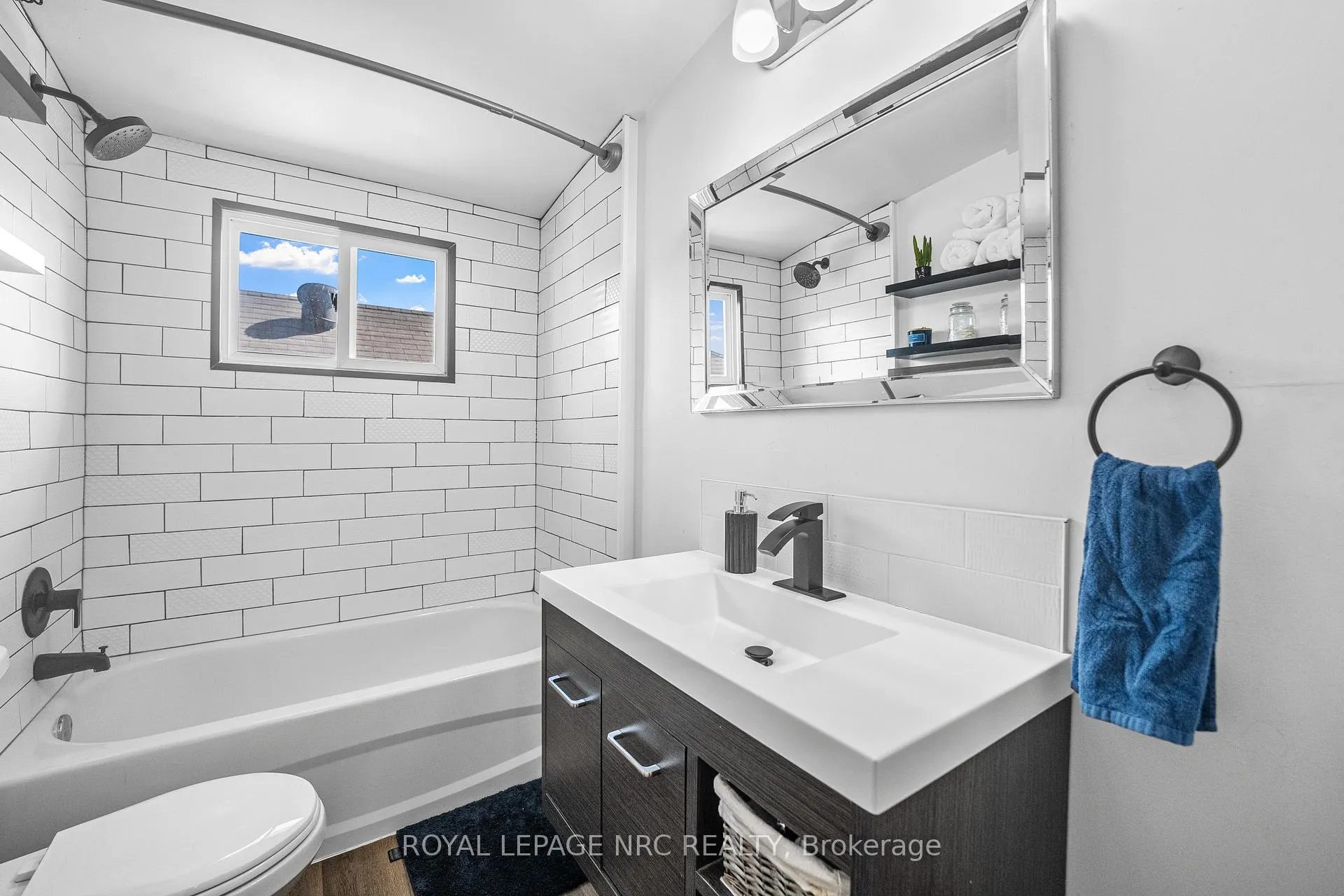 Photo 27 of 39 Richmond Avenue, St. Catharines, E. Chester — HOMEH