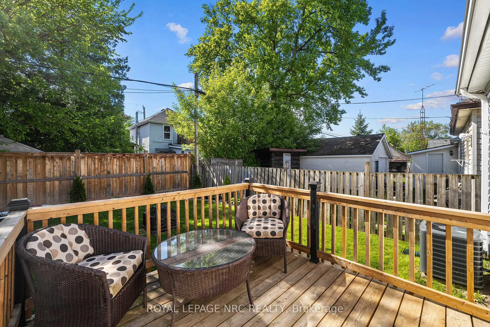 Photo 33 of 39 Richmond Avenue, St. Catharines, E. Chester — HOMEH