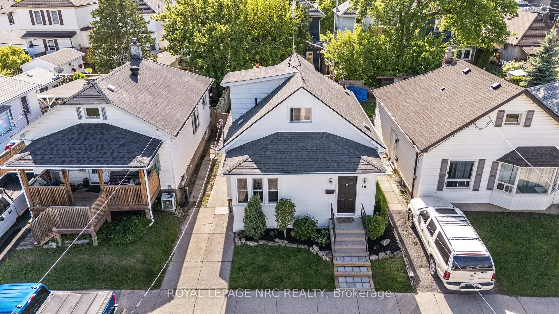 Photo 37 of 39 Richmond Avenue, St. Catharines, E. Chester — HOMEH