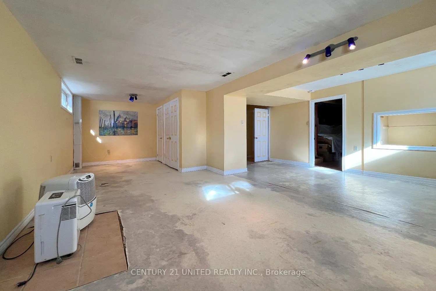 Photo 22 of 28 Weller Crescent, Peterborough, Monaghan Ward 2 — HOMEH