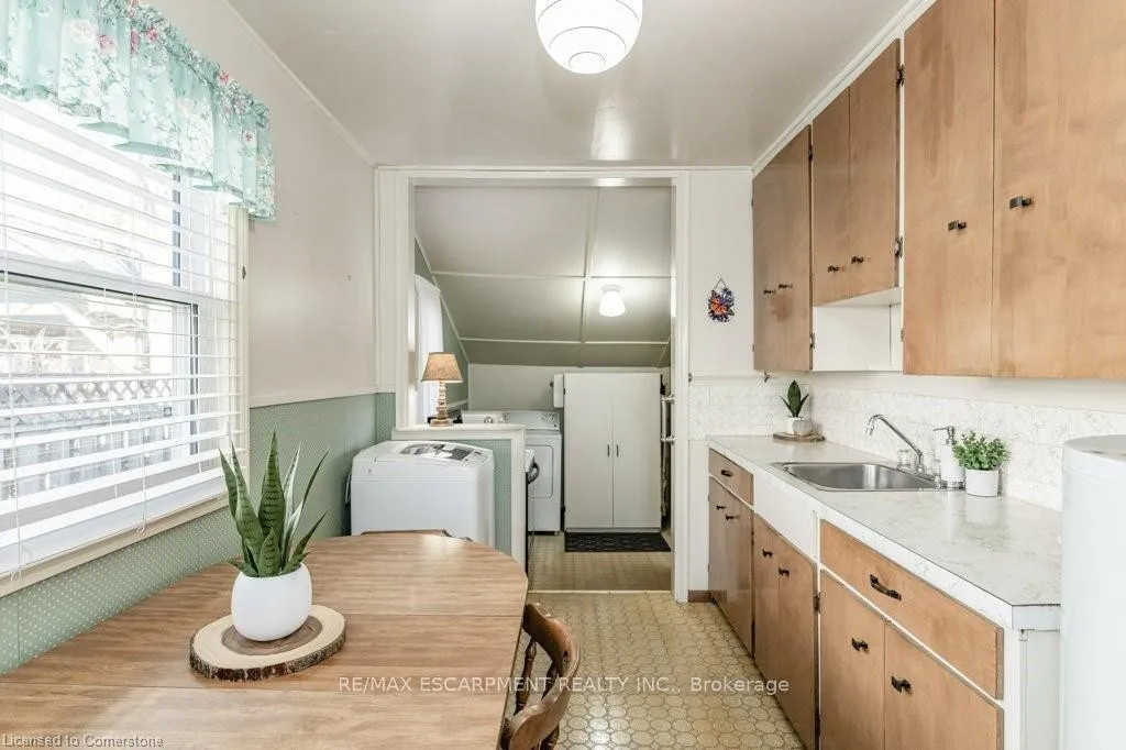 Photo 7 of 43 Munn Street, Hamilton, Raleigh — HOMEH