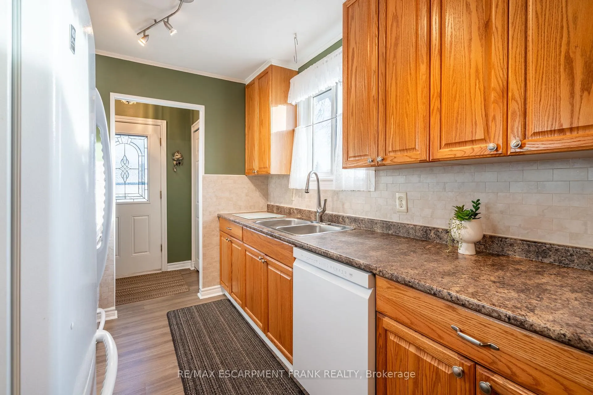 Photo 10 of 58 Lambert Street, Hamilton, Lawfield — HOMEH