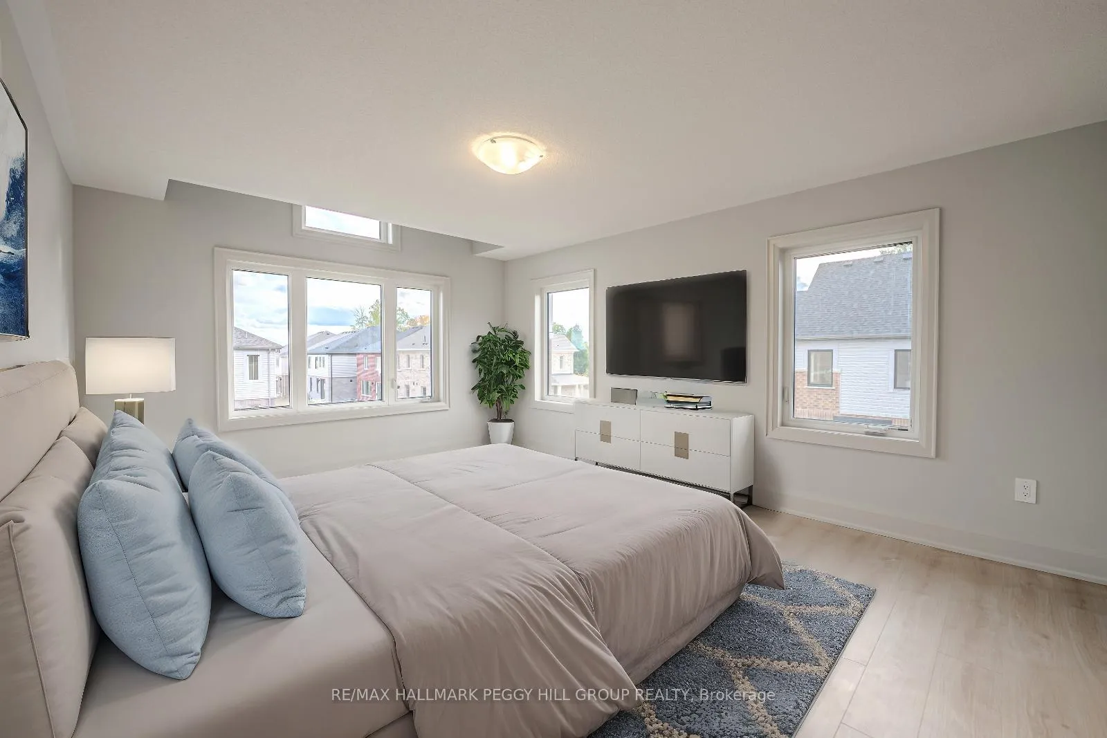 Photo 9 of 17 Amsterdam Drive, Barrie, Rural Barrie Southeast — HOMEH
