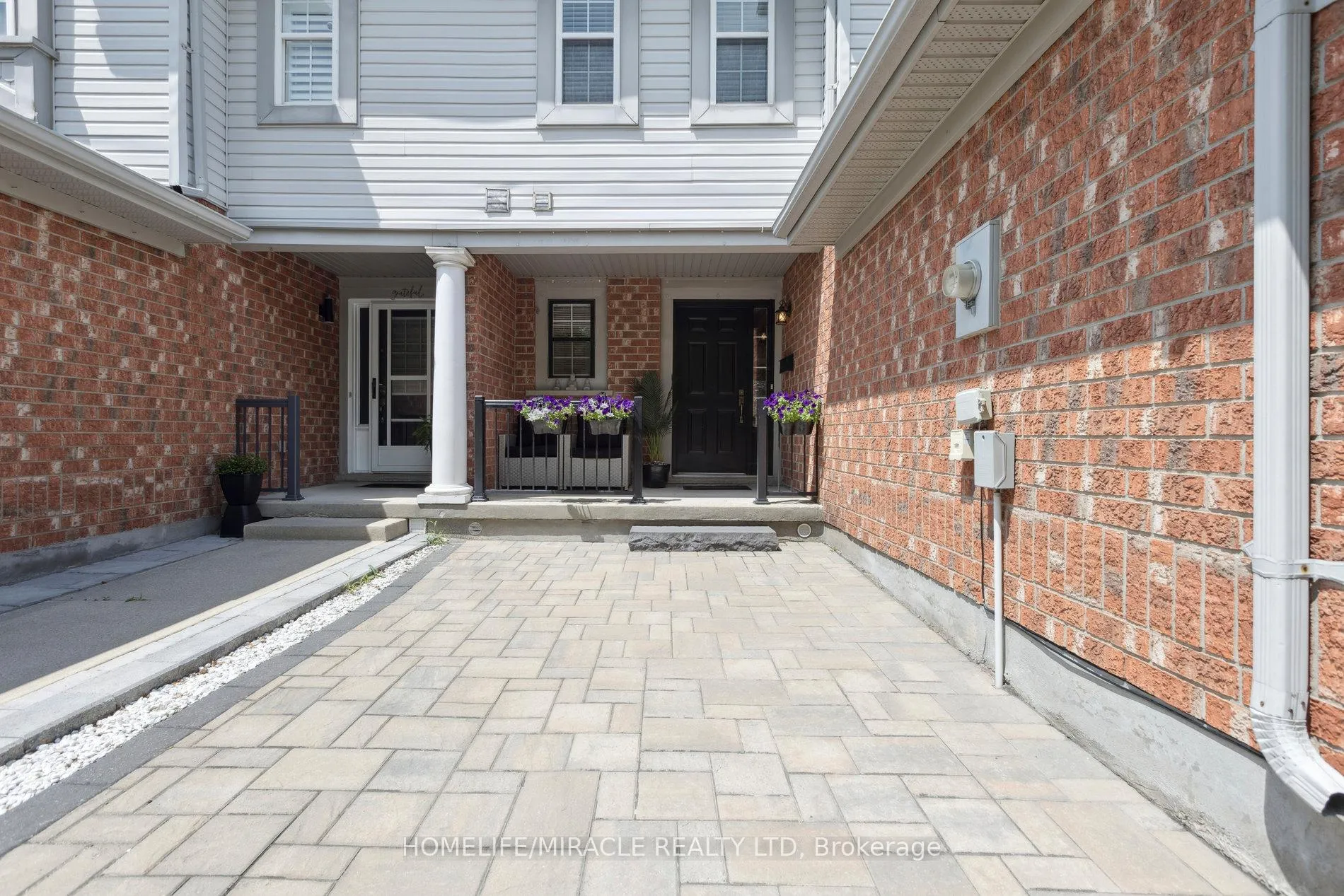Photo 5 of 153 Werstine Terrace, Cambridge — HOMEH