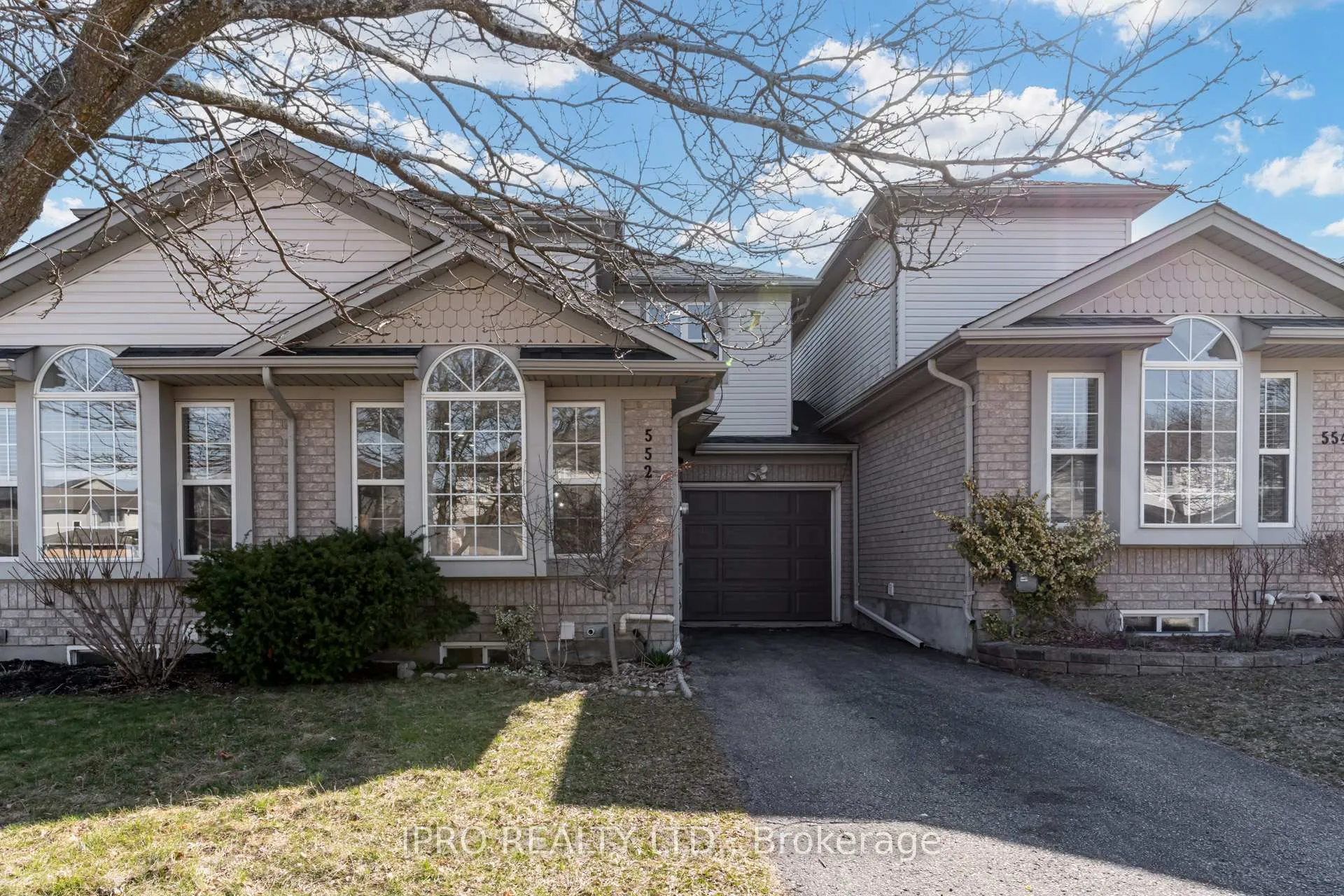 Photo 1 of 552 Dansbury Drive, Waterloo — HOMEH