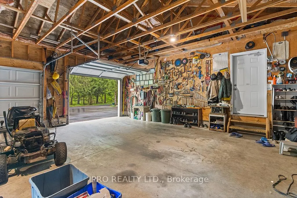 Photo 23 of 604102 Sideroad 60, Chatsworth — HOMEH