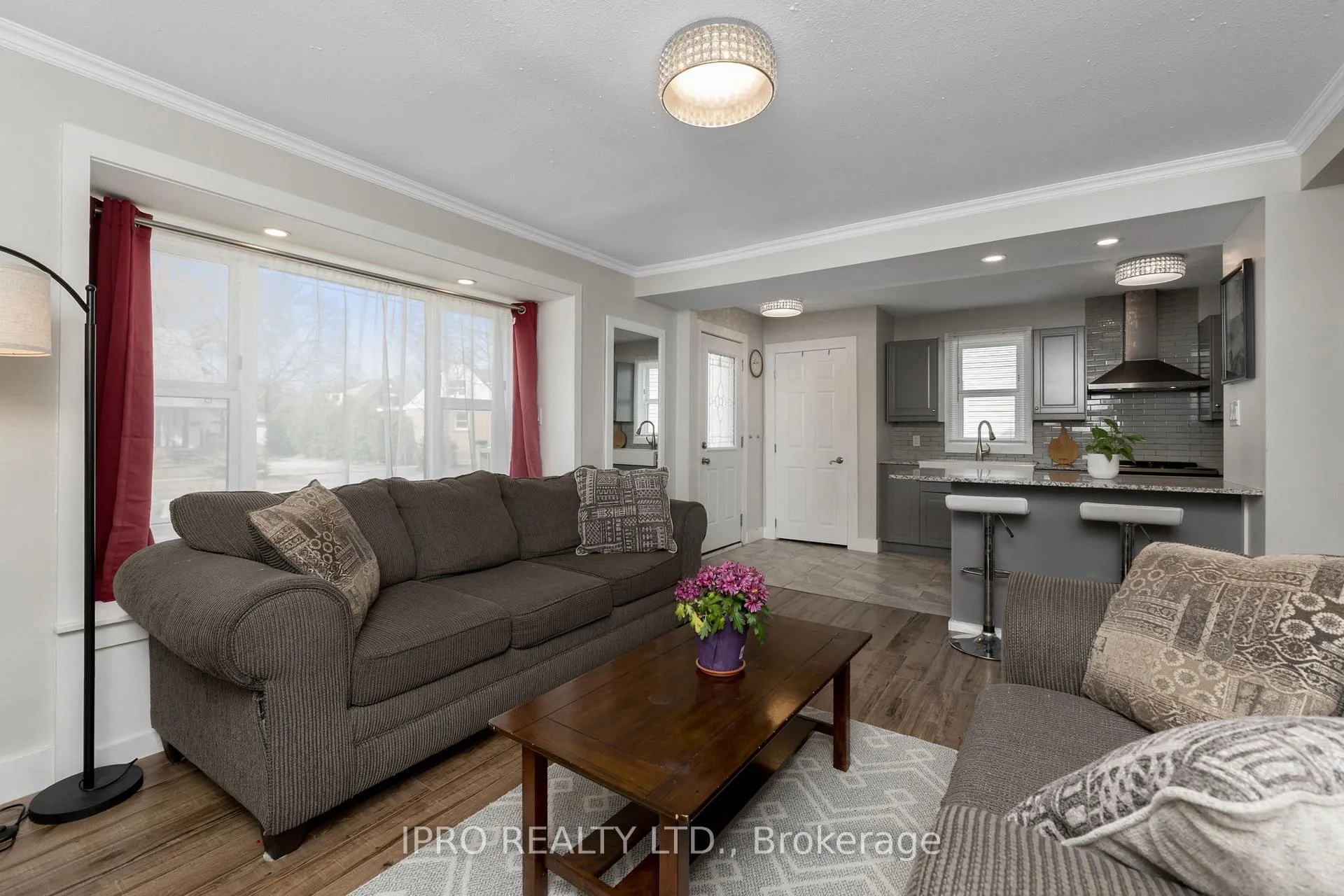 Photo 10 of 74 Armstrong Avenue, Hamilton, McQuesten — HOMEH