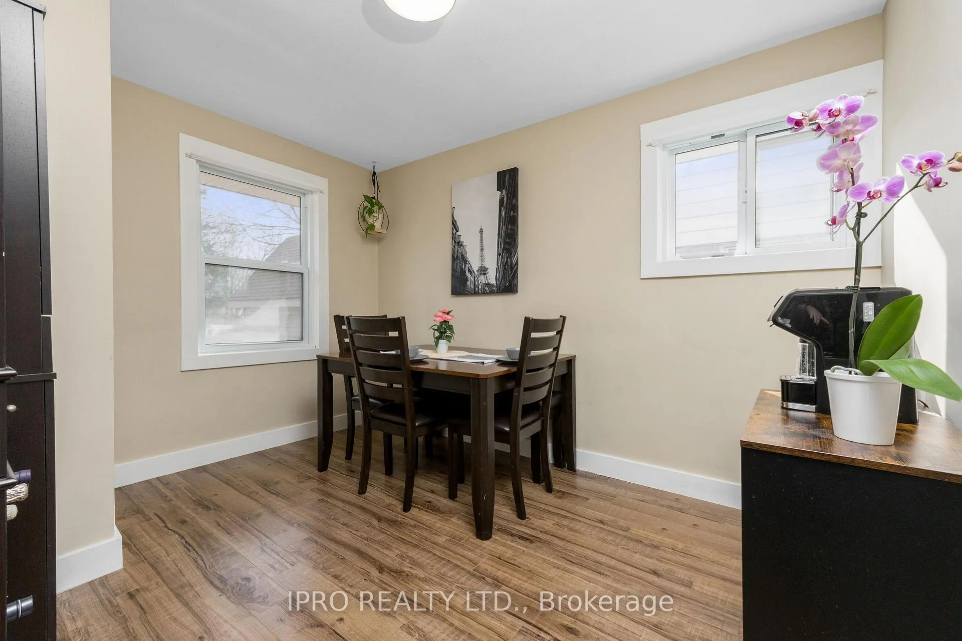 Photo 11 of 74 Armstrong Avenue, Hamilton, McQuesten — HOMEH