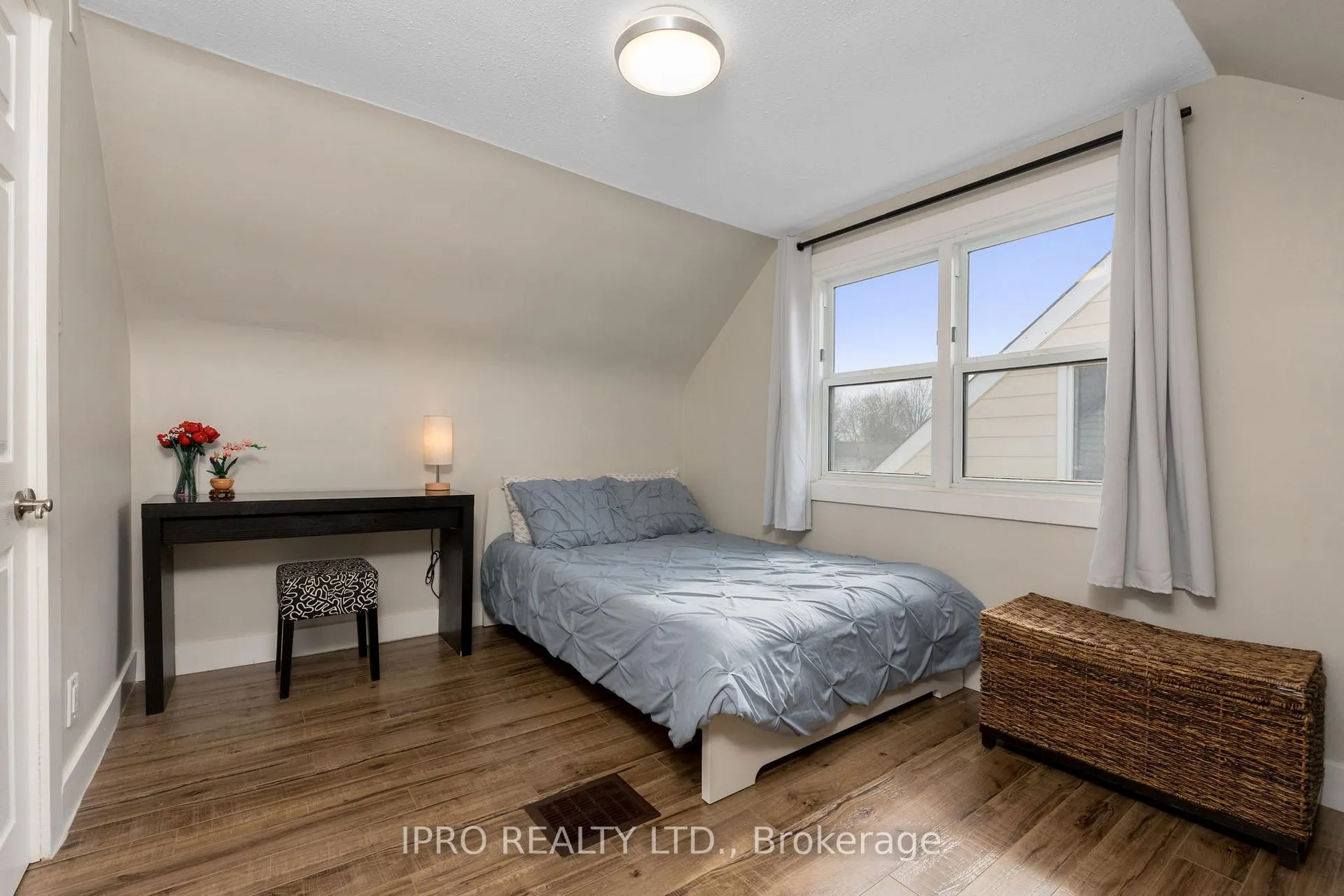 Photo 15 of 74 Armstrong Avenue, Hamilton, McQuesten — HOMEH