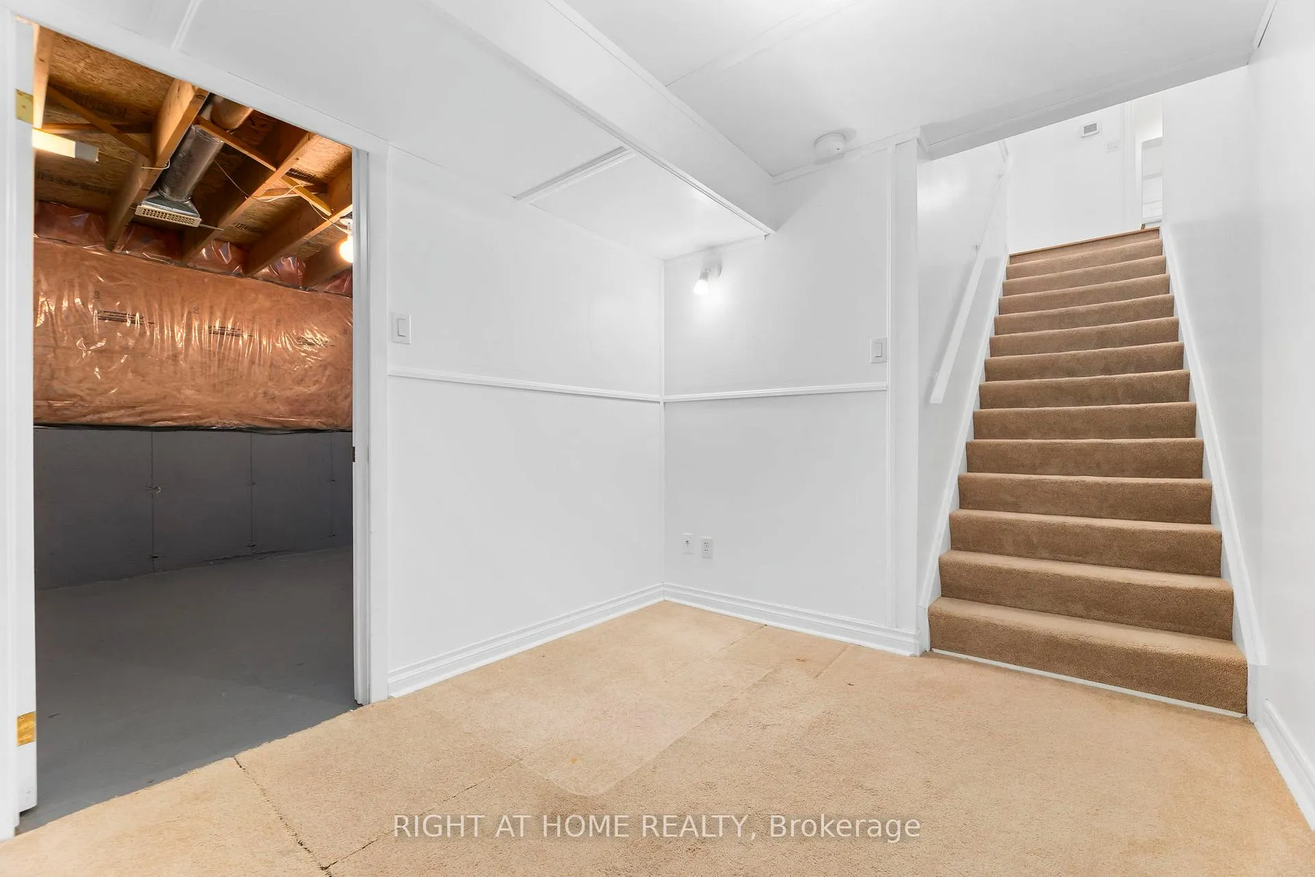 Photo 30 of 56 Elmwood Avenue, Brock, Beaverton — HOMEH