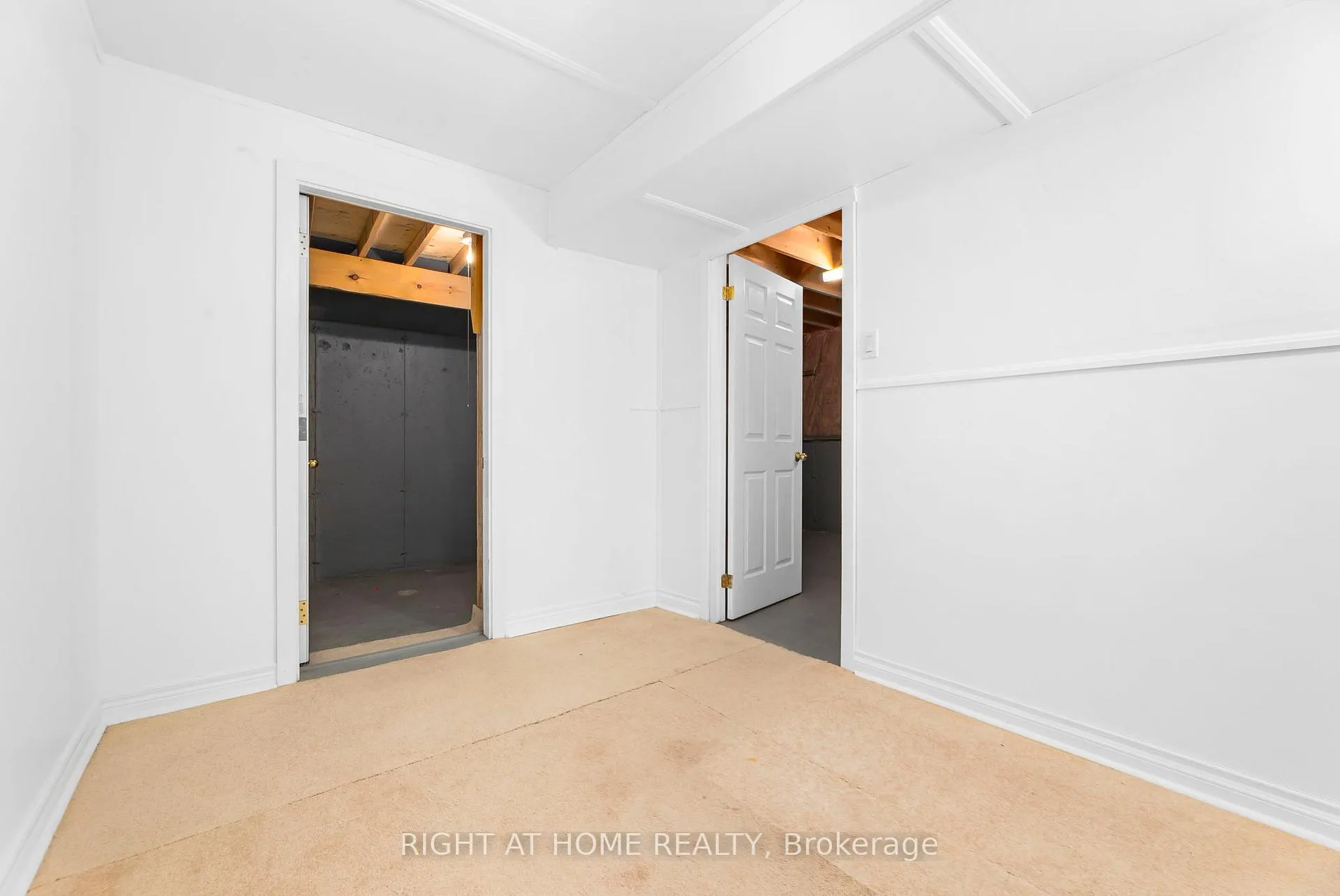 Photo 31 of 56 Elmwood Avenue, Brock, Beaverton — HOMEH