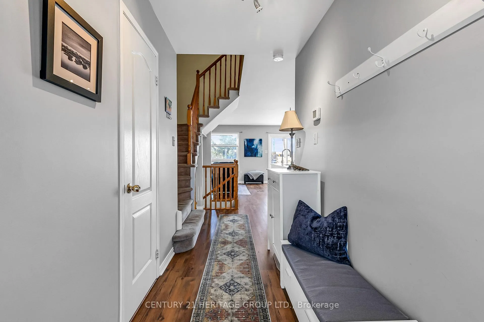 Photo 3 of 82 Smith Street, New Tecumseth, Alliston — HOMEH