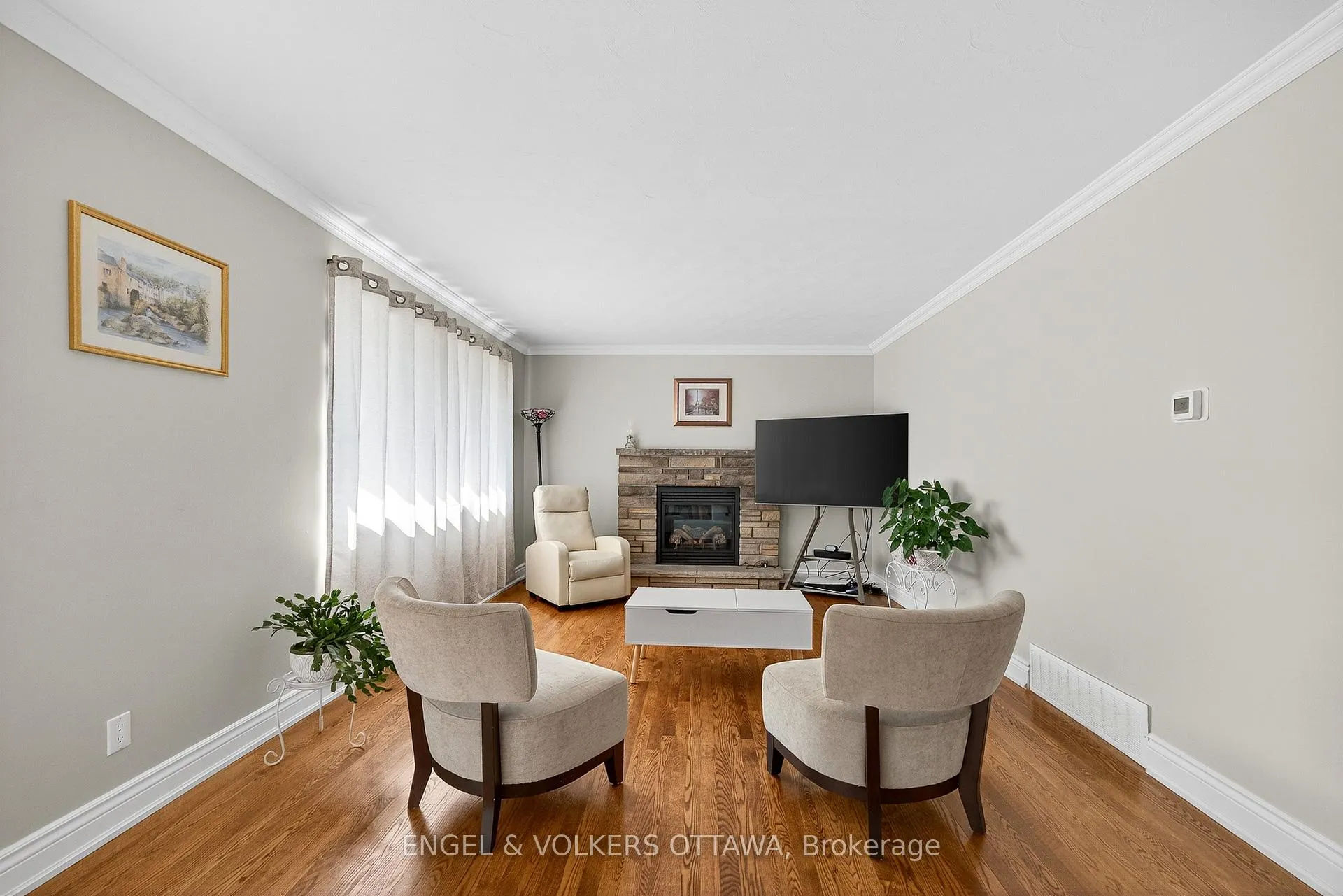 Photo 5 of 1291 Notting Hill Avenue, Ottawa, Ellwood — HOMEH