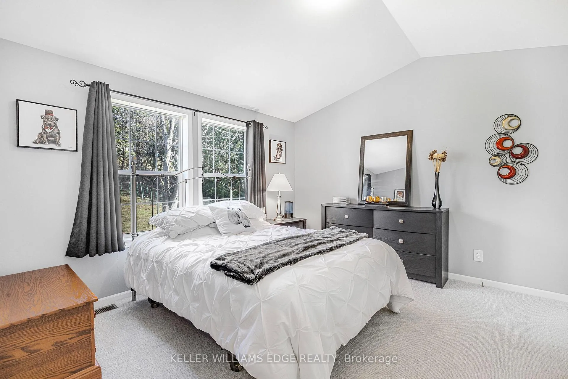 Photo 13 of 53 Hillside Crescent, Hamilton, Rural Flamborough — HOMEH