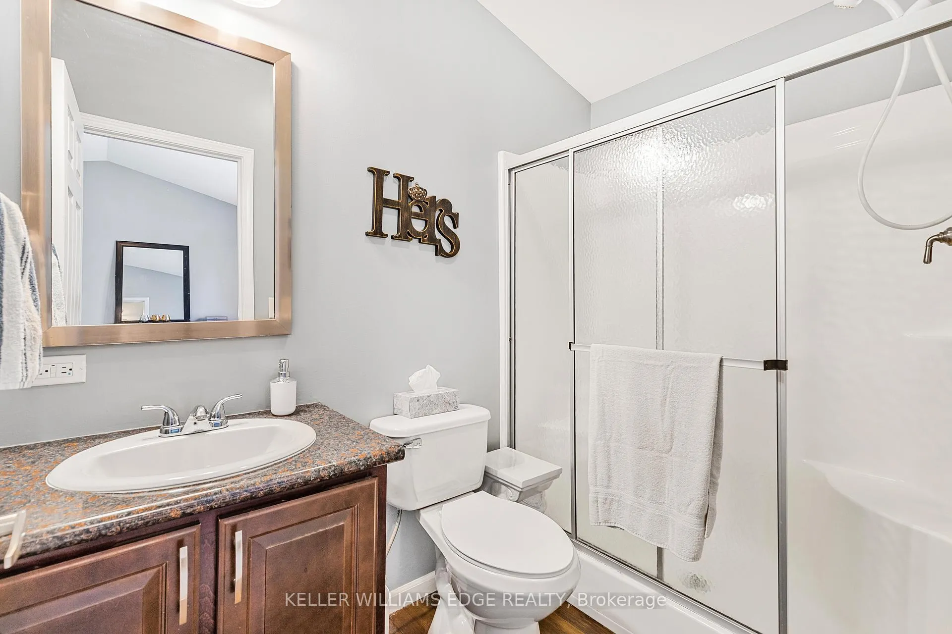 Photo 15 of 53 Hillside Crescent, Hamilton, Rural Flamborough — HOMEH