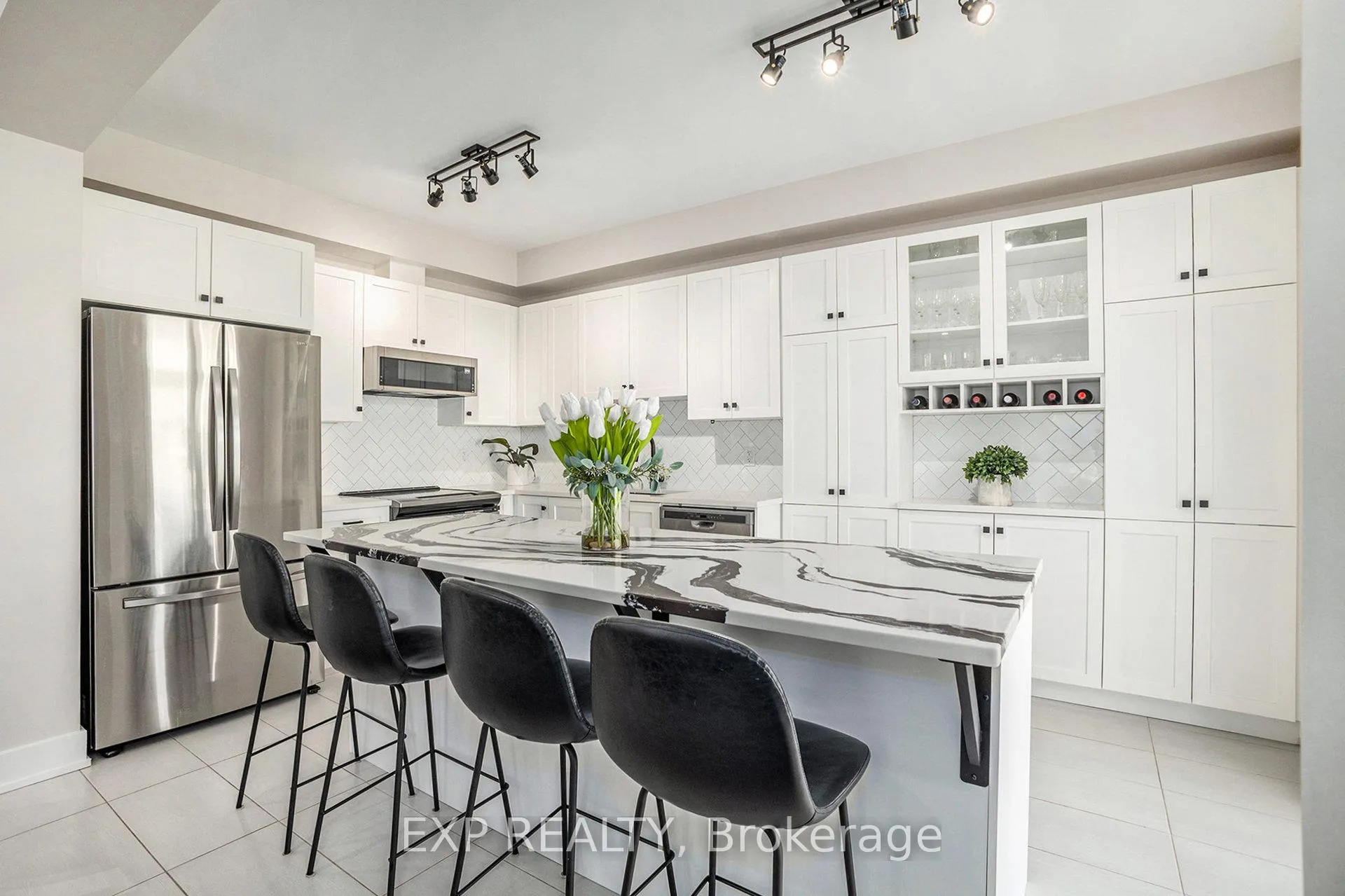 Photo 10 of 63 Pelham Crescent, Ottawa, Goulbourn Twp From Franktown Rd/South To Rideau — HOMEH