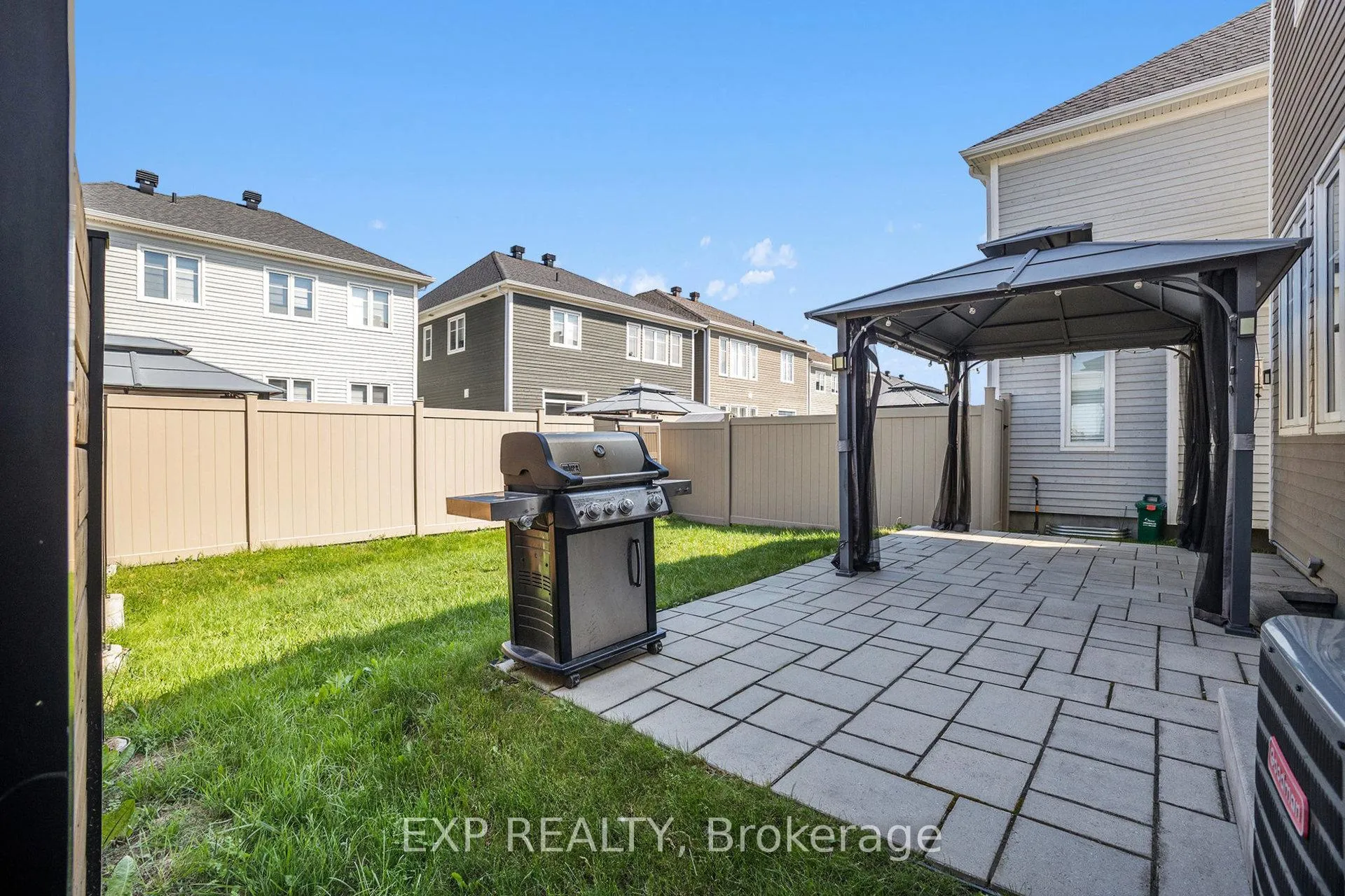Photo 27 of 63 Pelham Crescent, Ottawa, Goulbourn Twp From Franktown Rd/South To Rideau — HOMEH