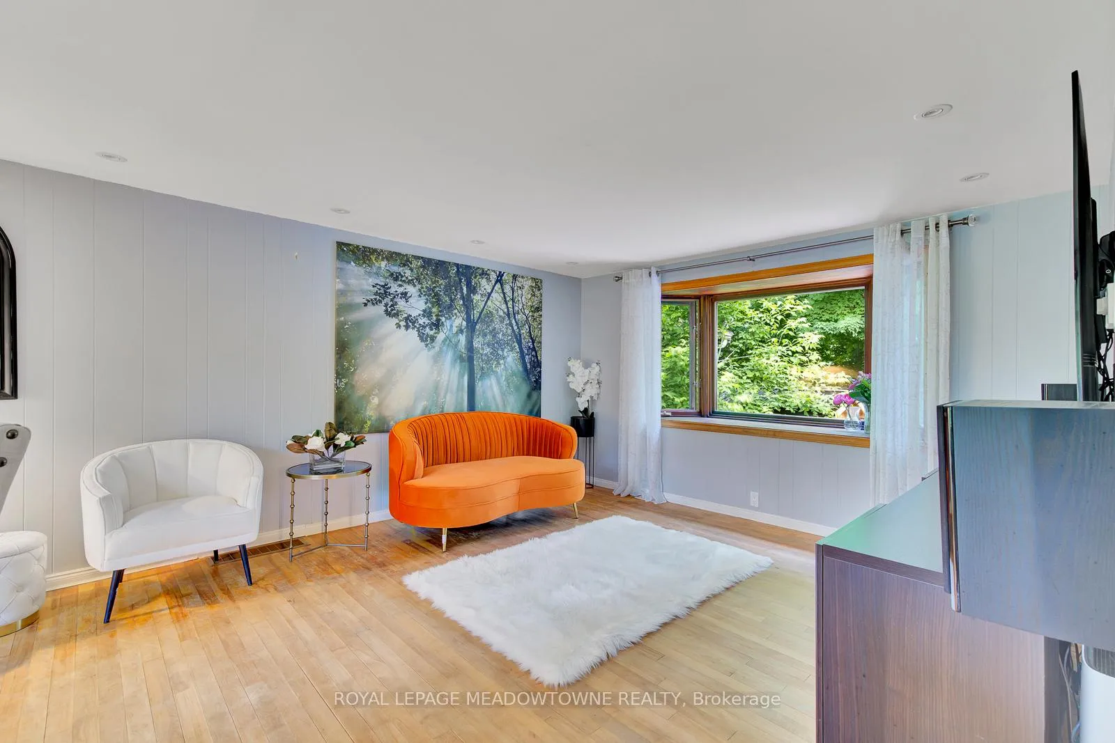 Photo 9 of 99 River Road, Brampton, Huttonville — HOMEH