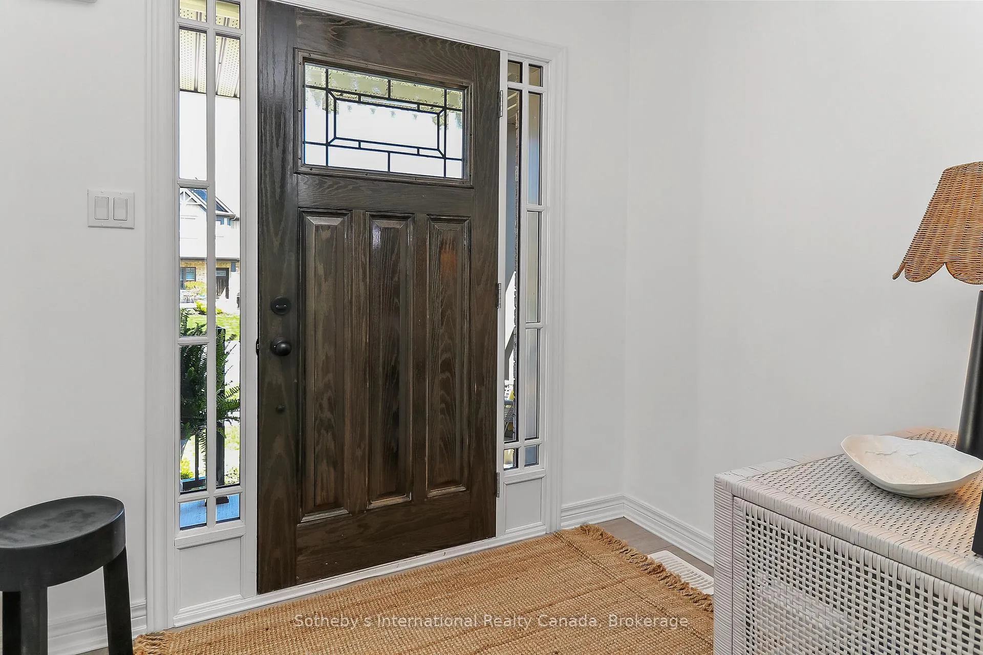 Photo 5 of 33 Foley Crescent, Collingwood — HOMEH