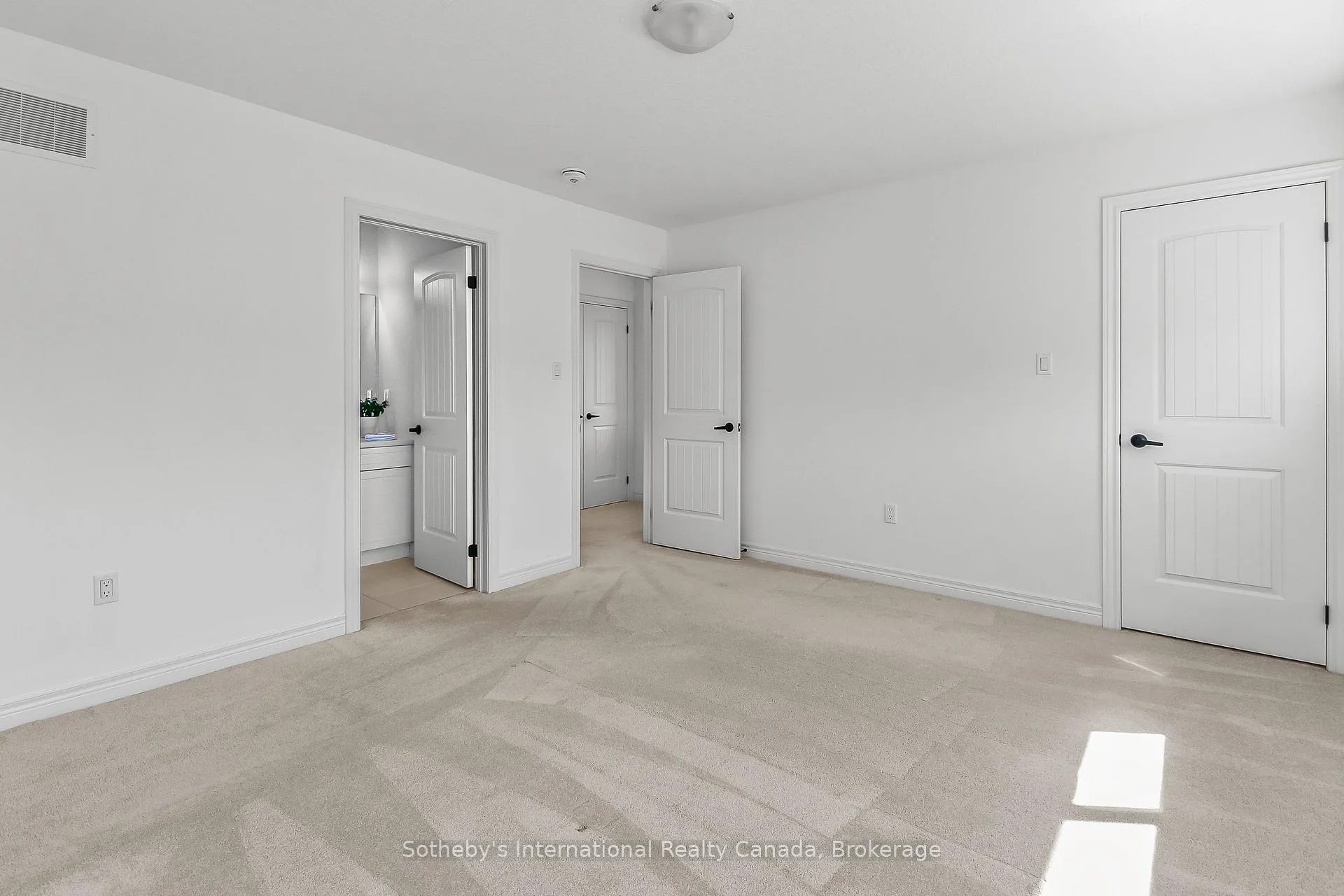 Photo 22 of 33 Foley Crescent, Collingwood — HOMEH