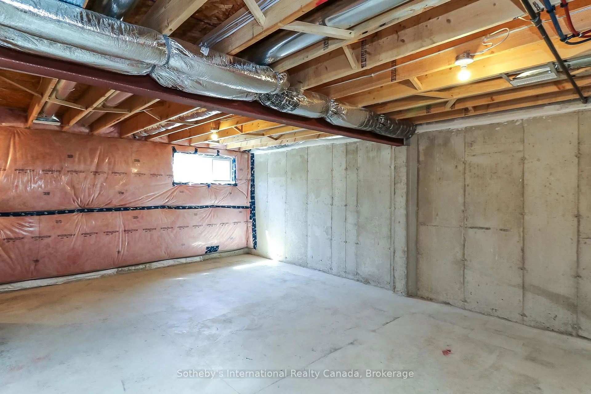 Photo 31 of 33 Foley Crescent, Collingwood — HOMEH