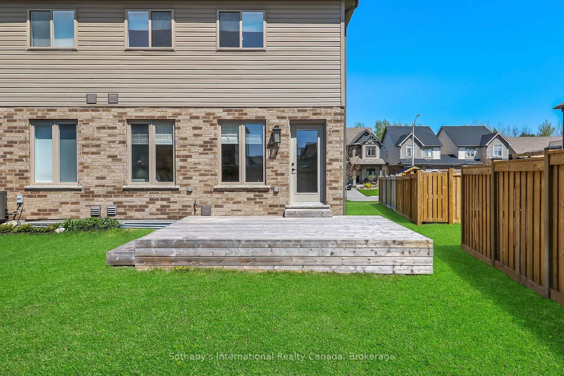 Photo 32 of 33 Foley Crescent, Collingwood — HOMEH