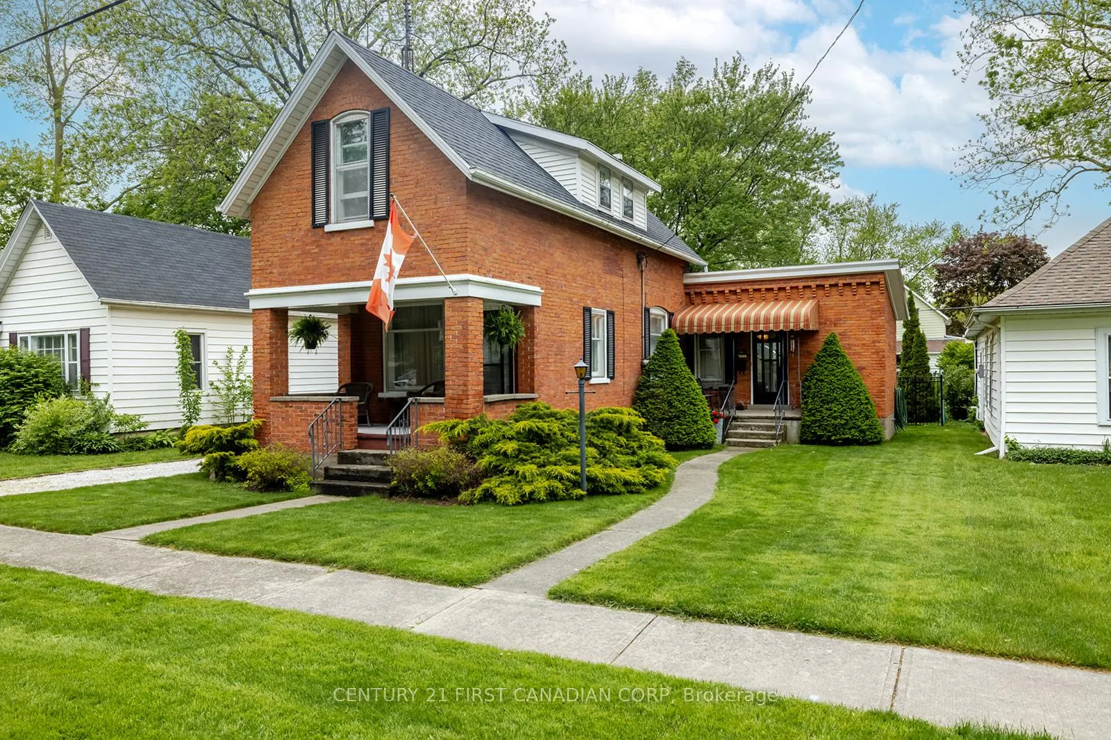 Photo 2 of 14 Jane Street, Chatham-Kent, Ridgetown — HOMEH