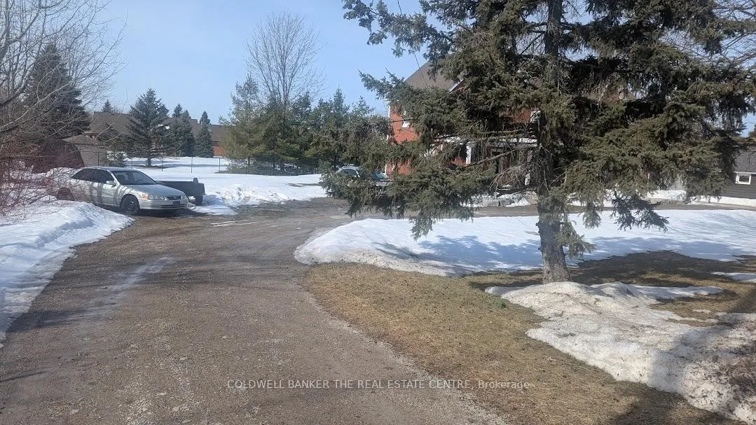 Photo 3 of 285-287 Barrie Street, Essa, Thornton — HOMEH