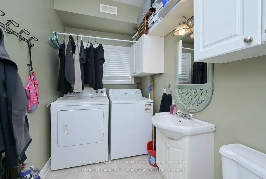 Photo 13 of 285-287 Barrie Street, Essa, Thornton — HOMEH