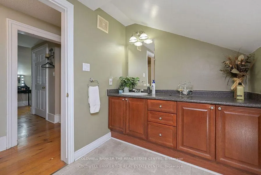 Photo 19 of 285-287 Barrie Street, Essa, Thornton — HOMEH