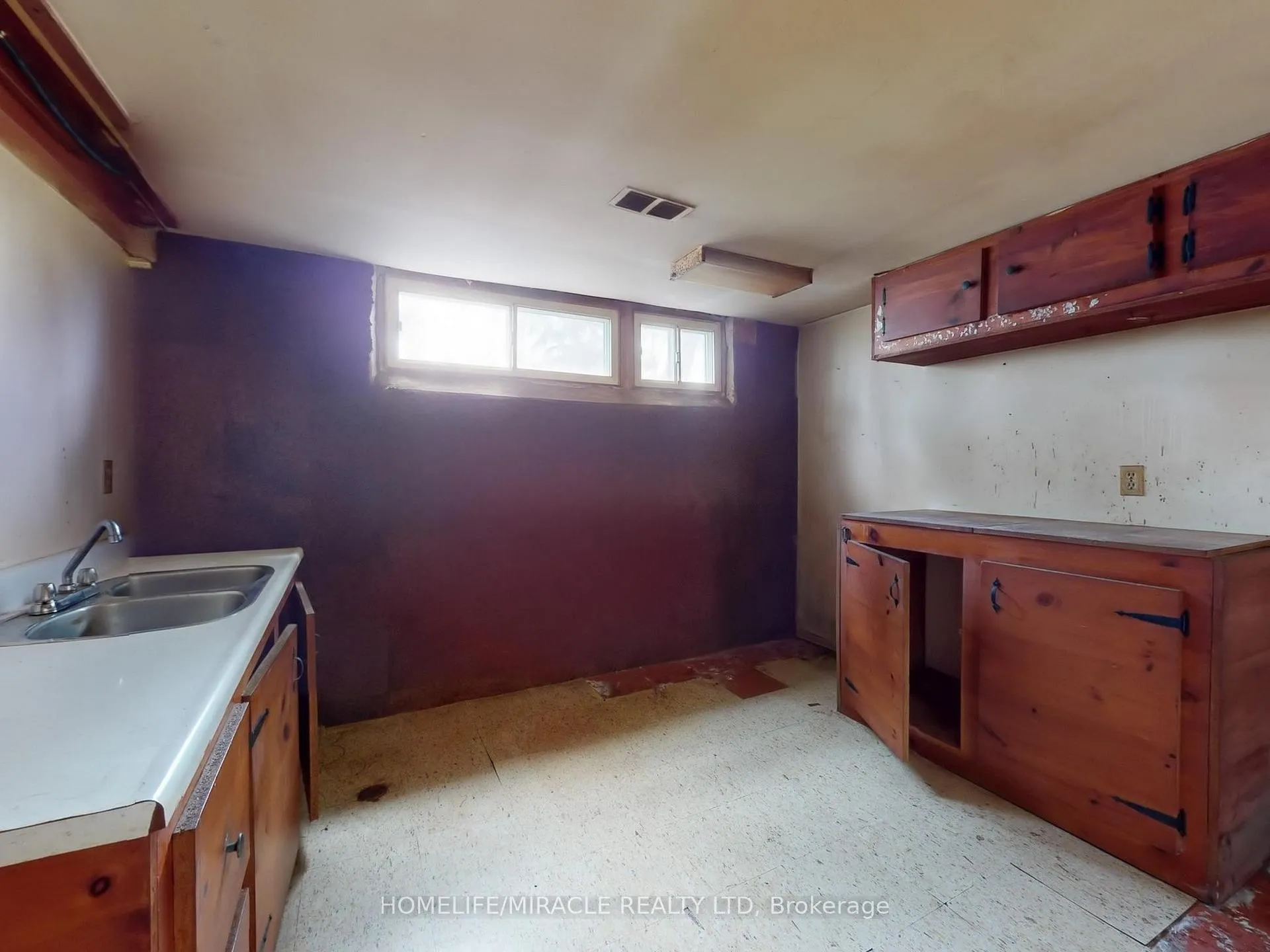 Photo 19 of 912 Reytan Boulevard, Pickering, Bay Ridges — HOMEH